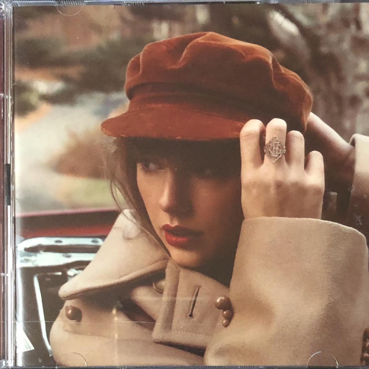 Taylor Swift - Red (Taylor’s Version) - 2 x Disc CD... - Depop