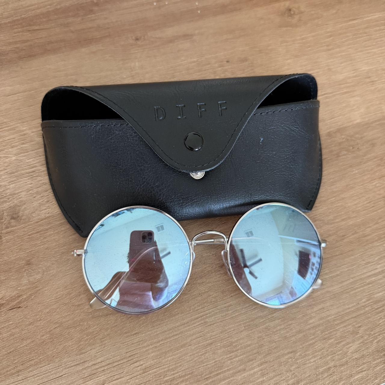 DIFF Women's Round Sunglasses - Silver/White – di… - image 3