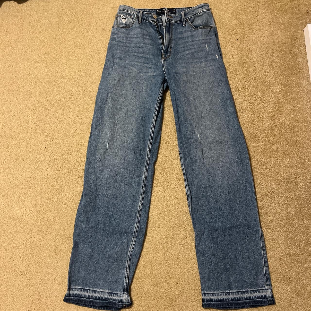 Hollister Ultra High Rise Dad Jeans 5L Like new!... - Depop