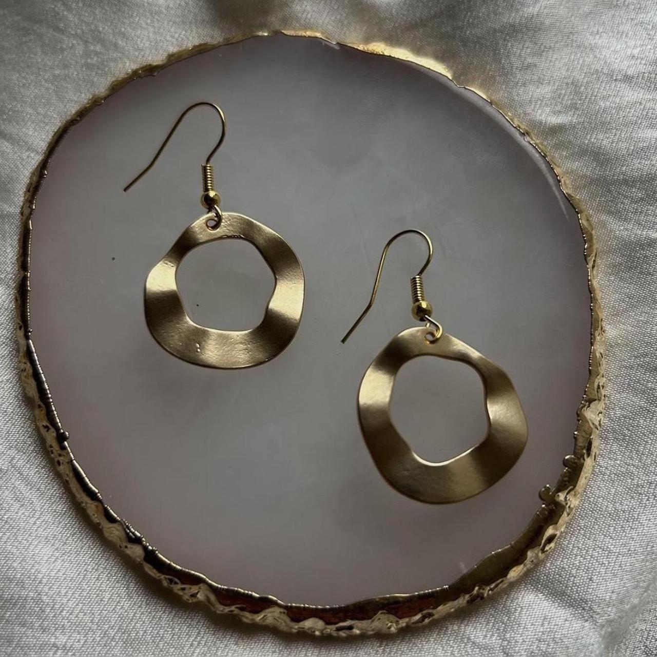 item listed by herxcloset