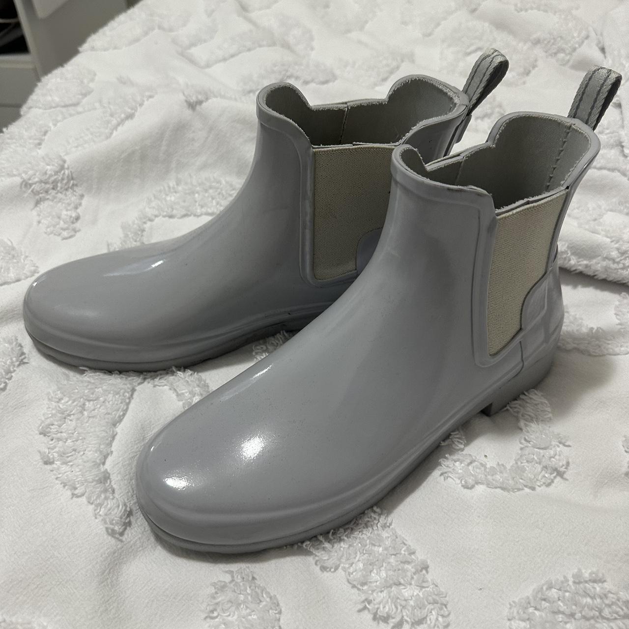 Hunter Women's Grey Boots Depop
