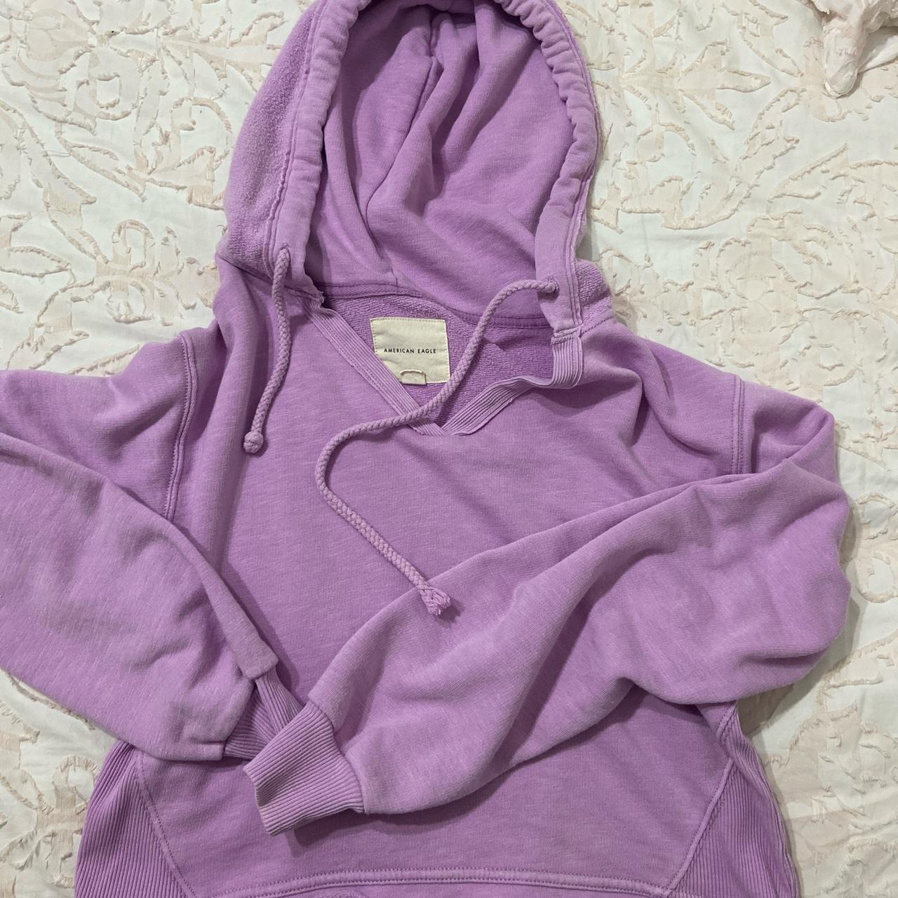 xs bright lilac cropped hoodie! it is so lightweight... Depop