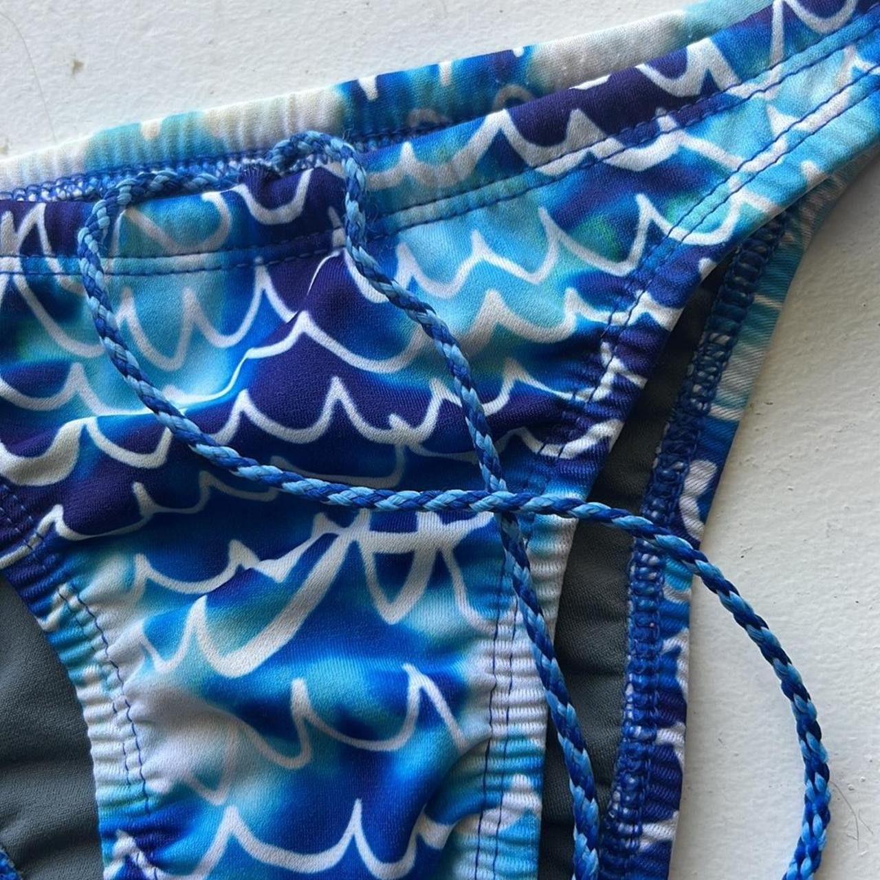 Jolyn Bikini Bottoms Blue and white wave print... Depop