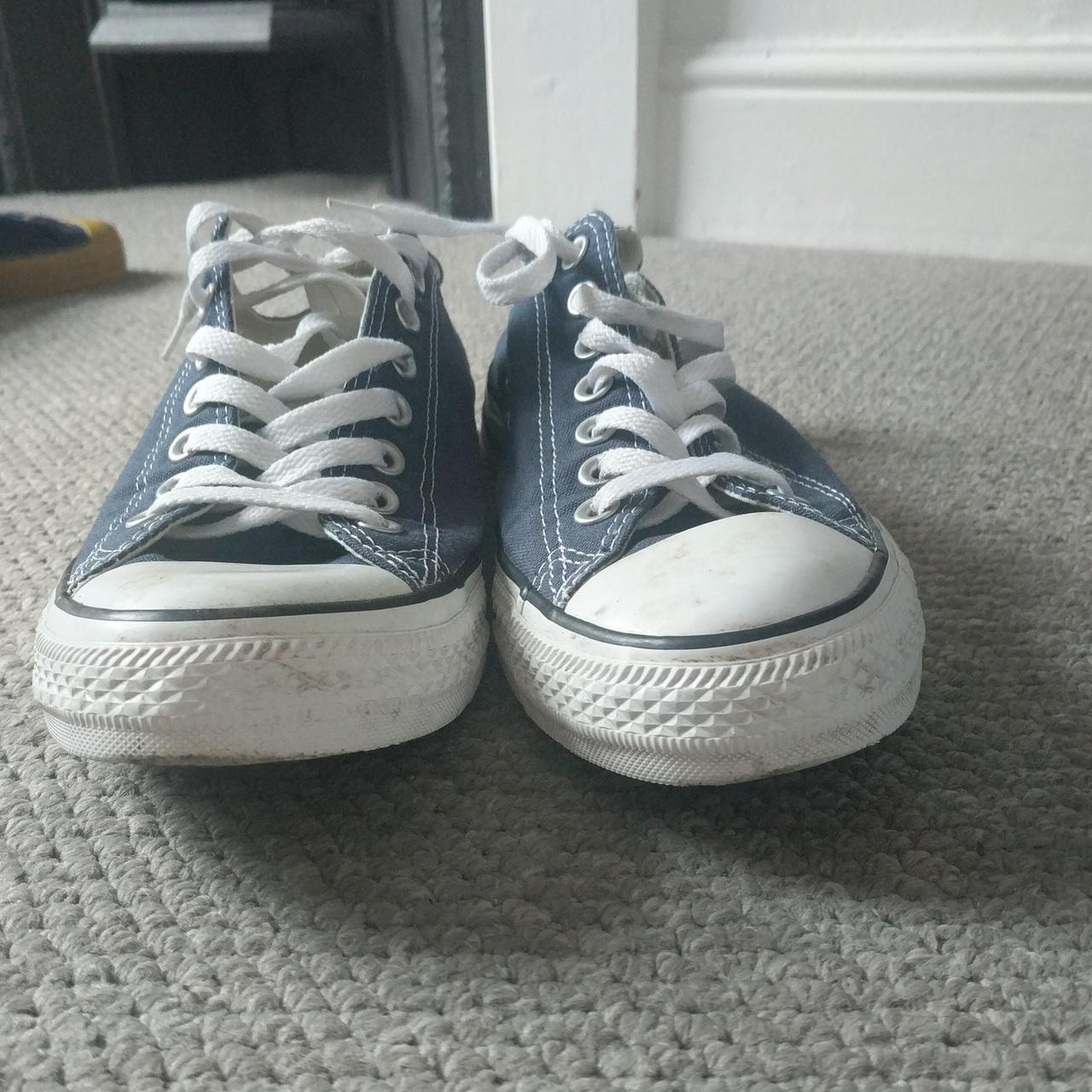 Converse Men's White and Blue Trainers | Depop