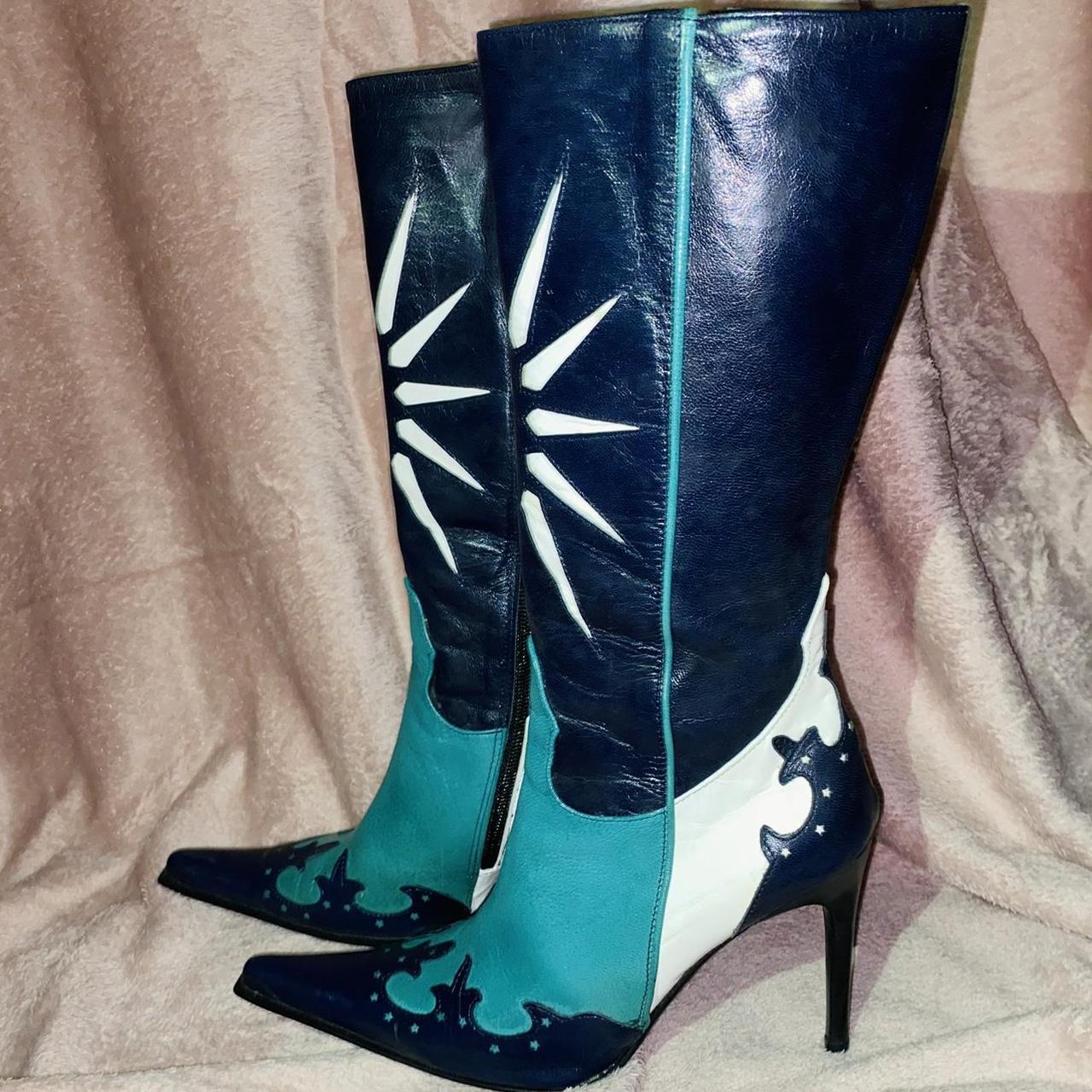 stiletto cowgirl boots