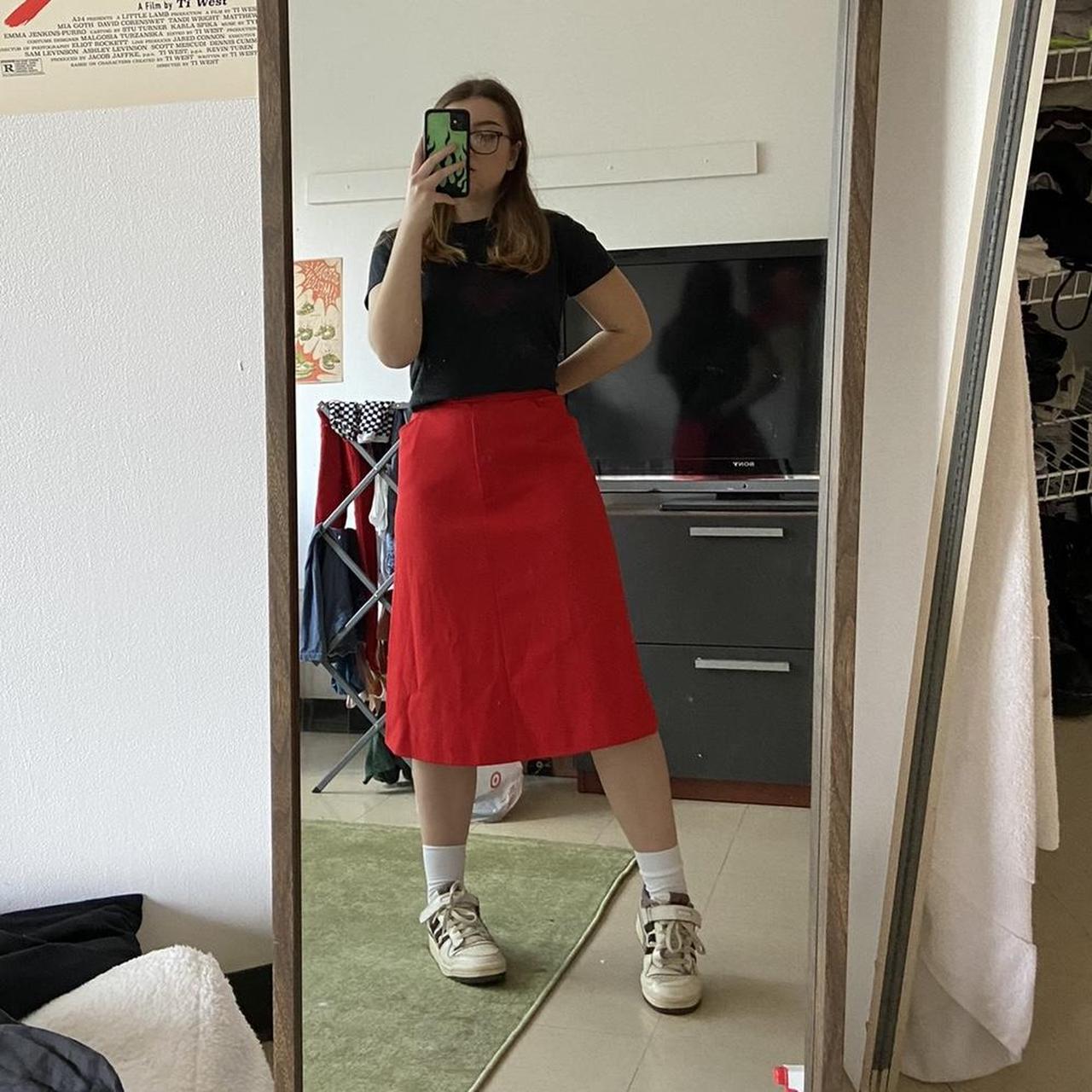 California Looks Women's Red and Burgundy Skirt