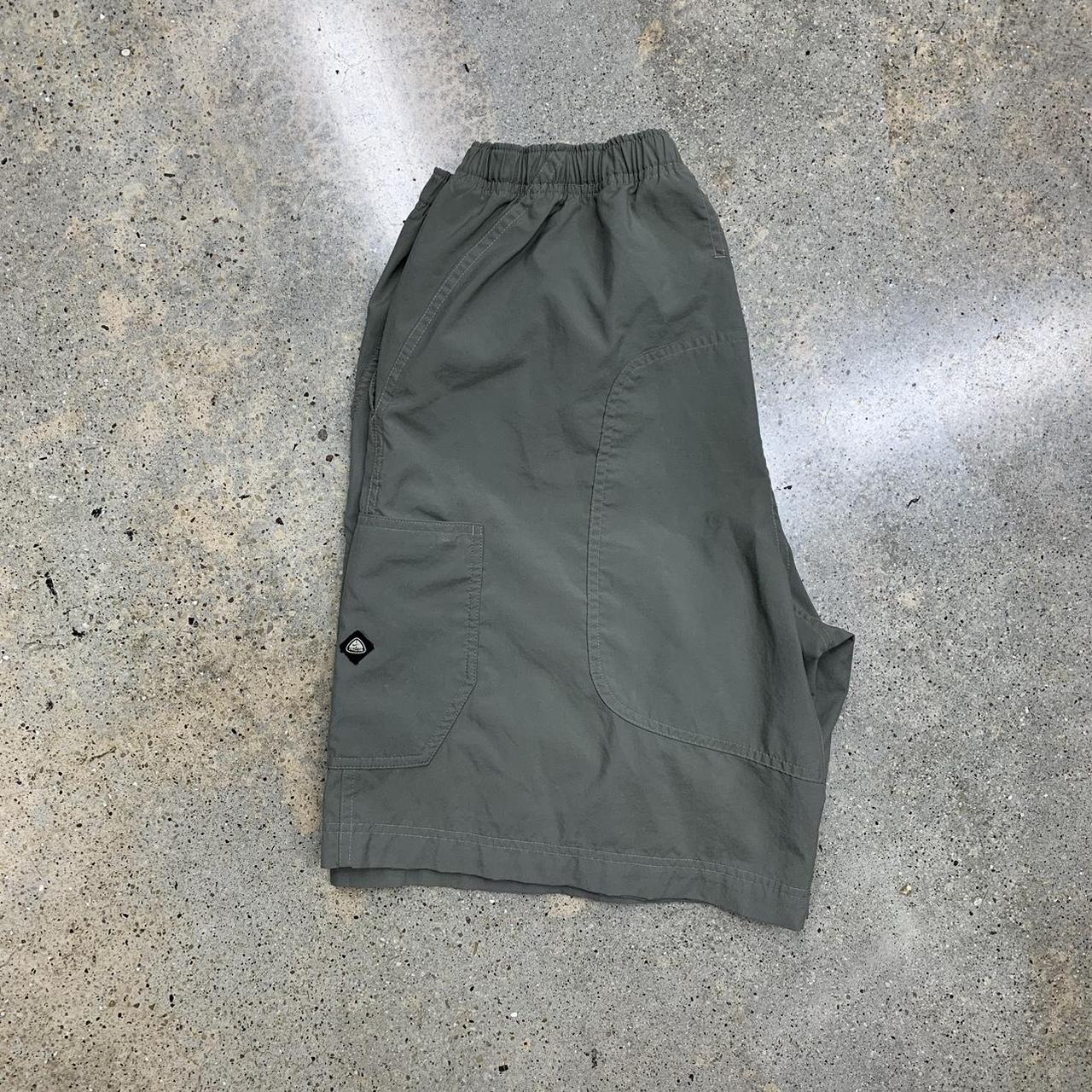 acg shorts mens