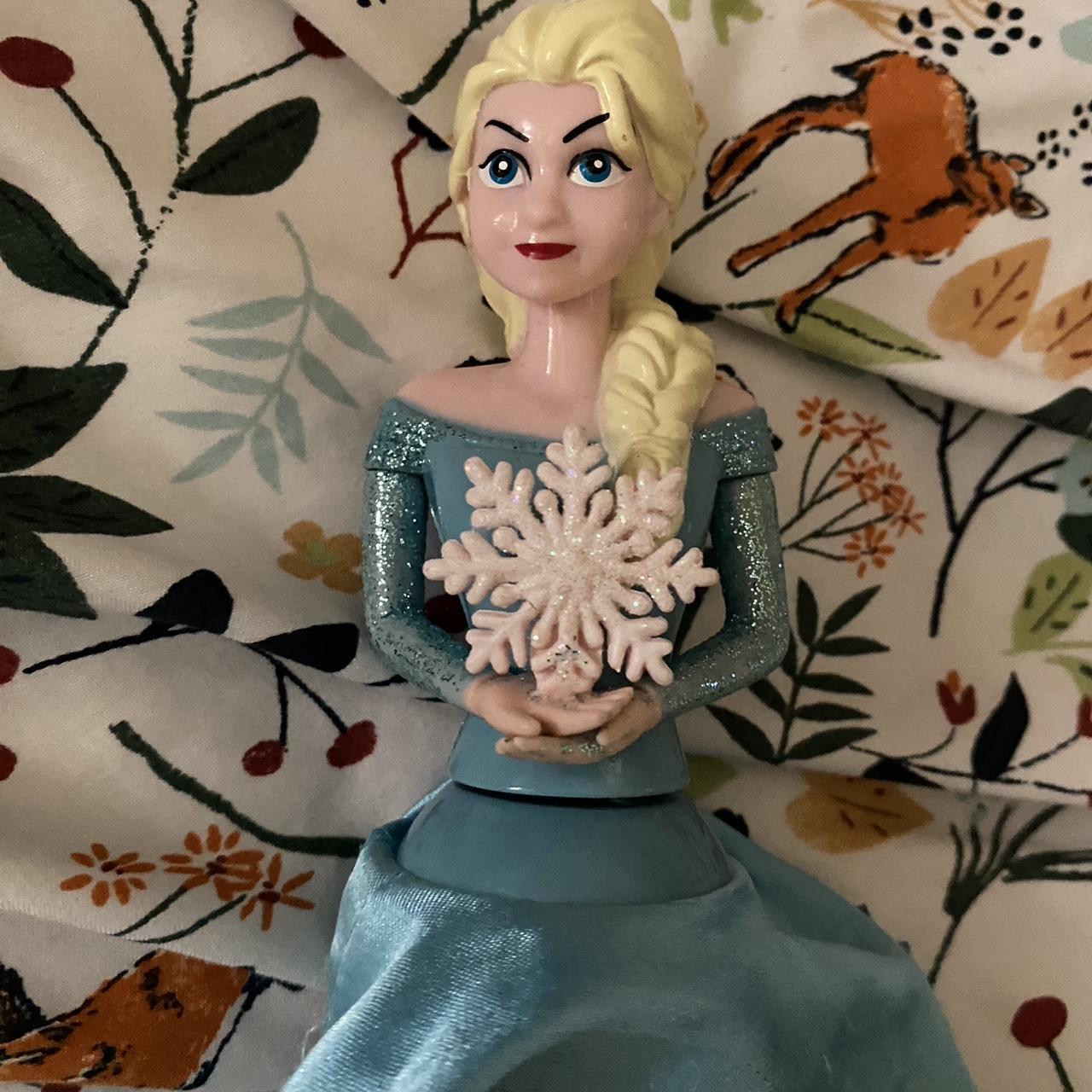 Disney light chaser toy hot sale elsa