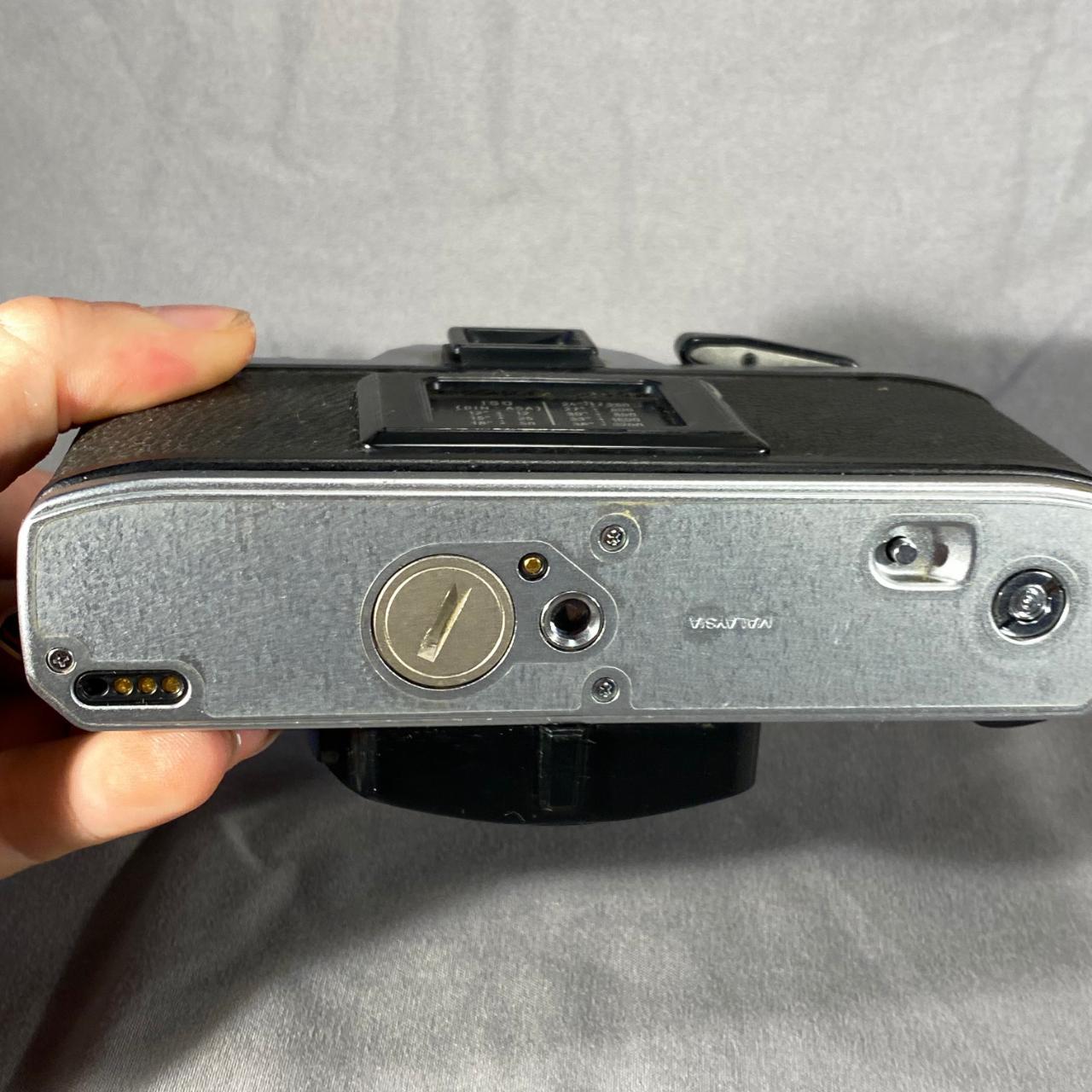Minolta Silver Cameras-and-accessories (3)