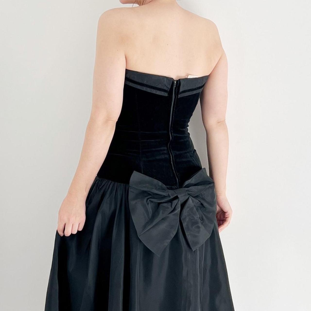 Laura ashley clearance black dress