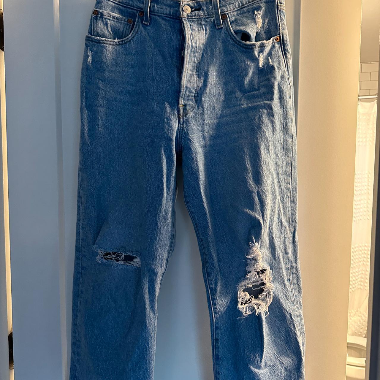 Levi's Ribcage Straight ankle jean in size 29