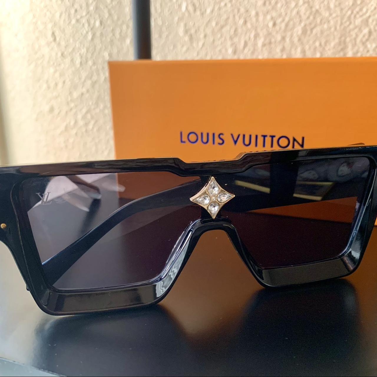 These Louis Vuitton Cyclone glasses are pretty new - Depop
