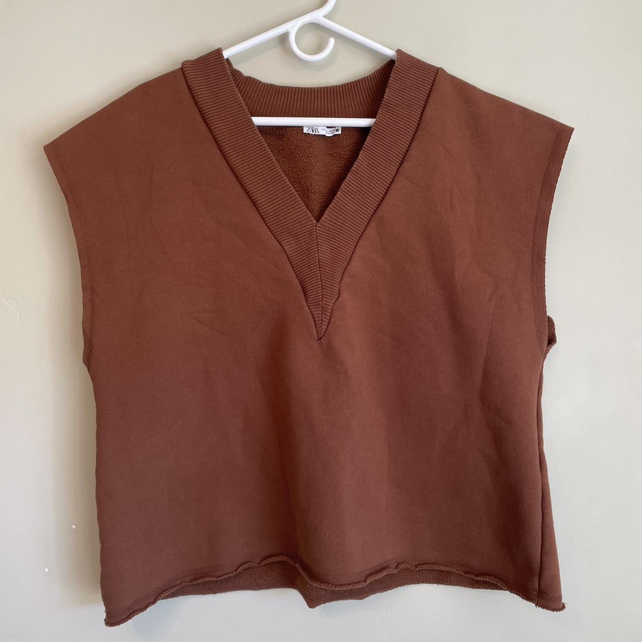 Women’s brown sweater vest by Zara. So cute to wear... Depop