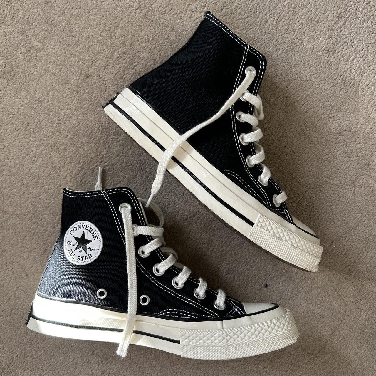 Converse Women's Black and White Trainers | Depop