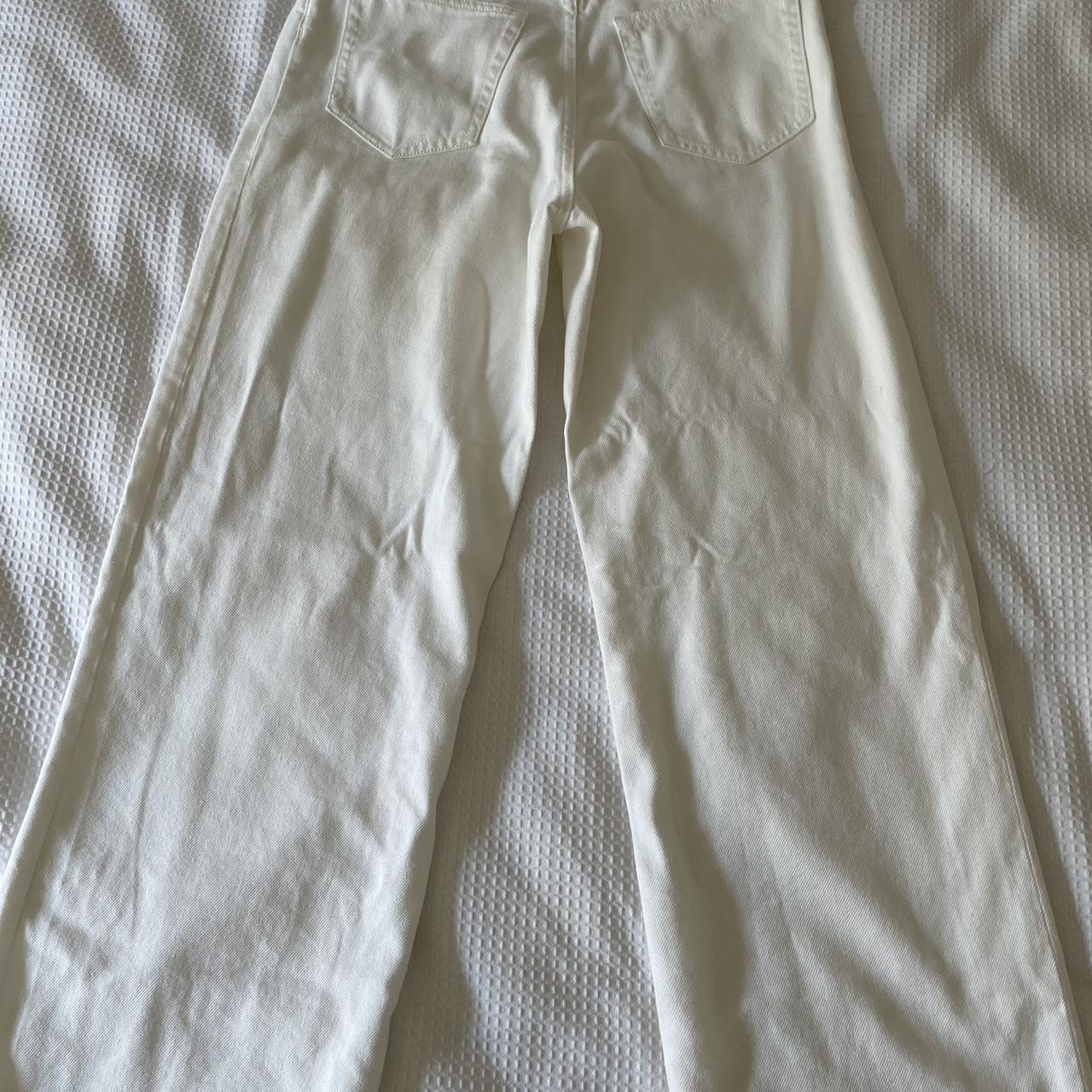 zara jeans baggy/wide leg (white/cream) only worn a... - Depop