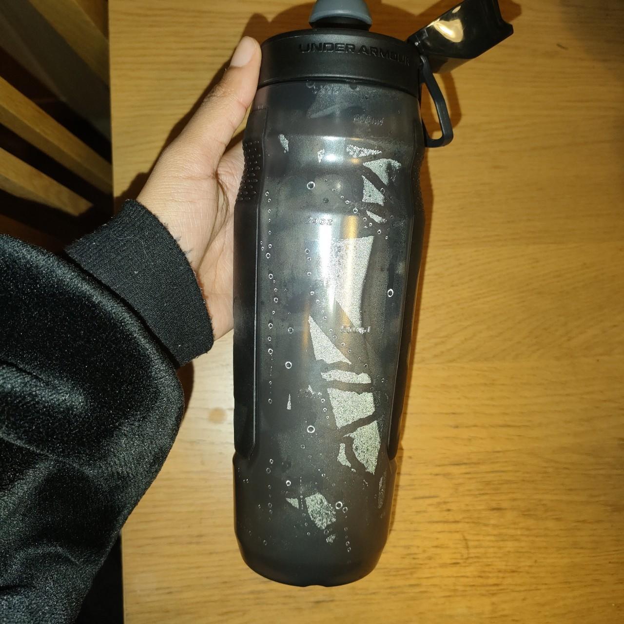 Under Armour Playmaker 32oz Water Bottle - - Depop