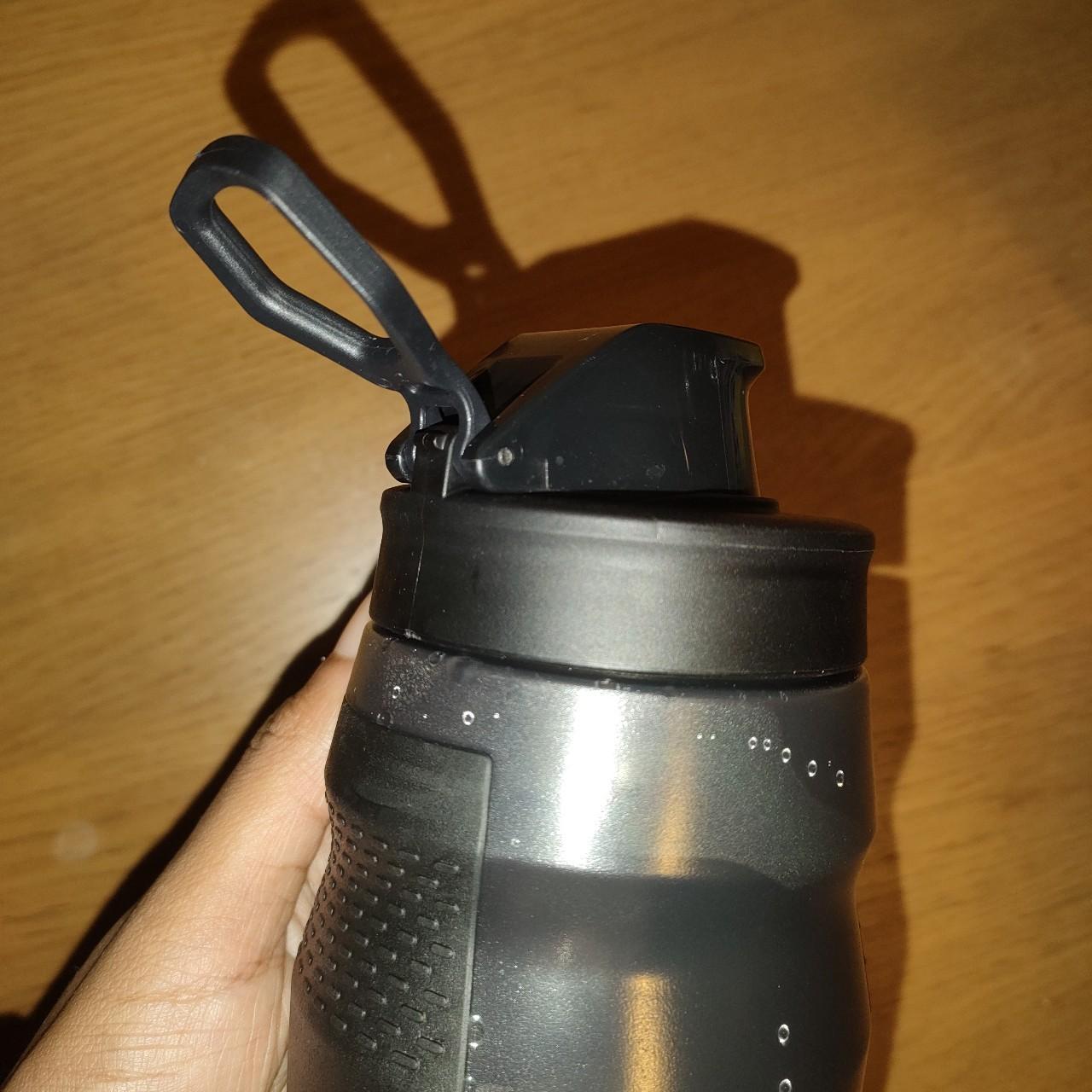 Under Armour Playmaker 32oz Water Bottle - - Depop