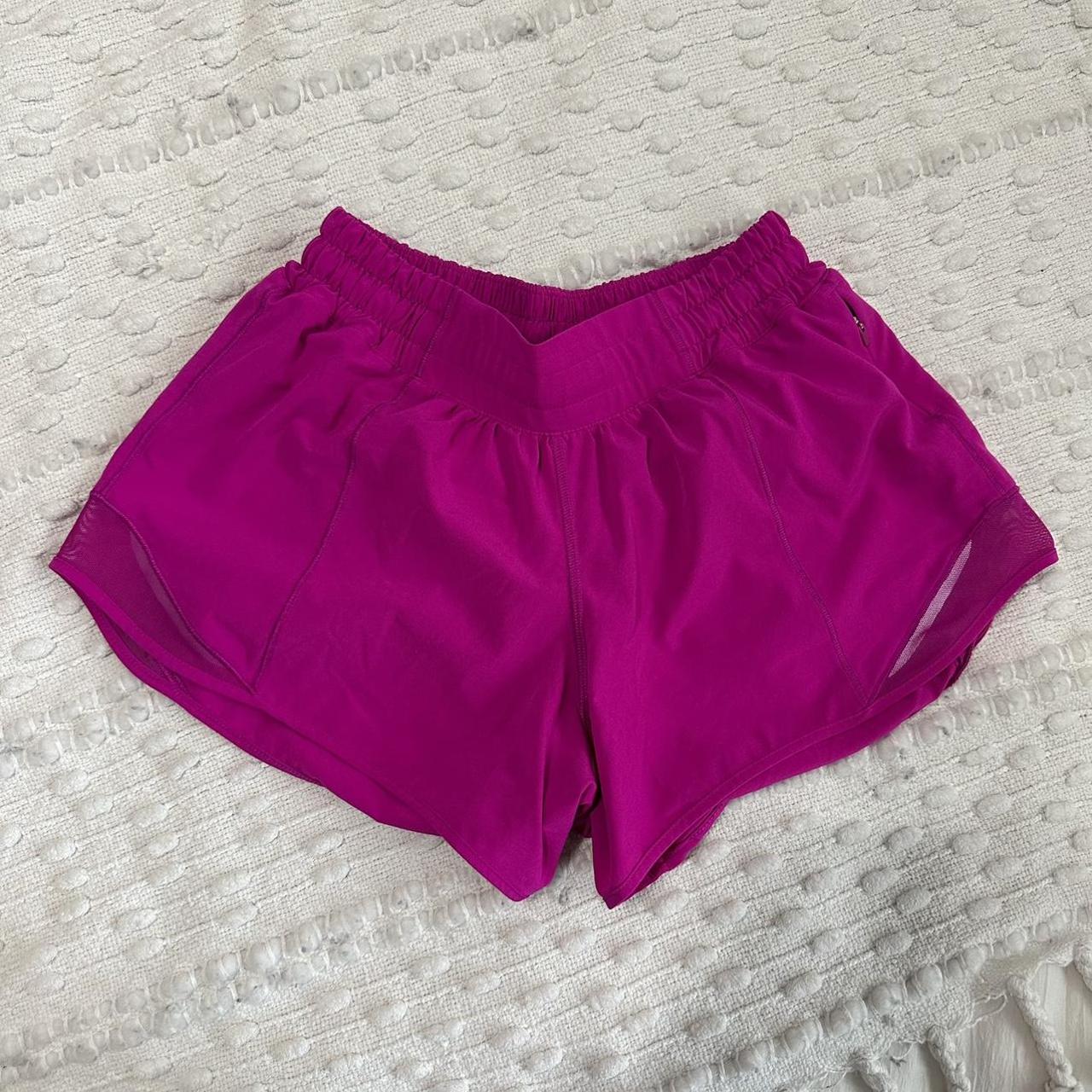 Lululemon hotty hot short . Such a cute fun color !! - Depop