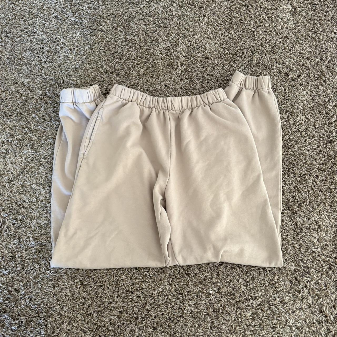 Brandy Melville Women's Sweatpants Cream/Tan S – light brown