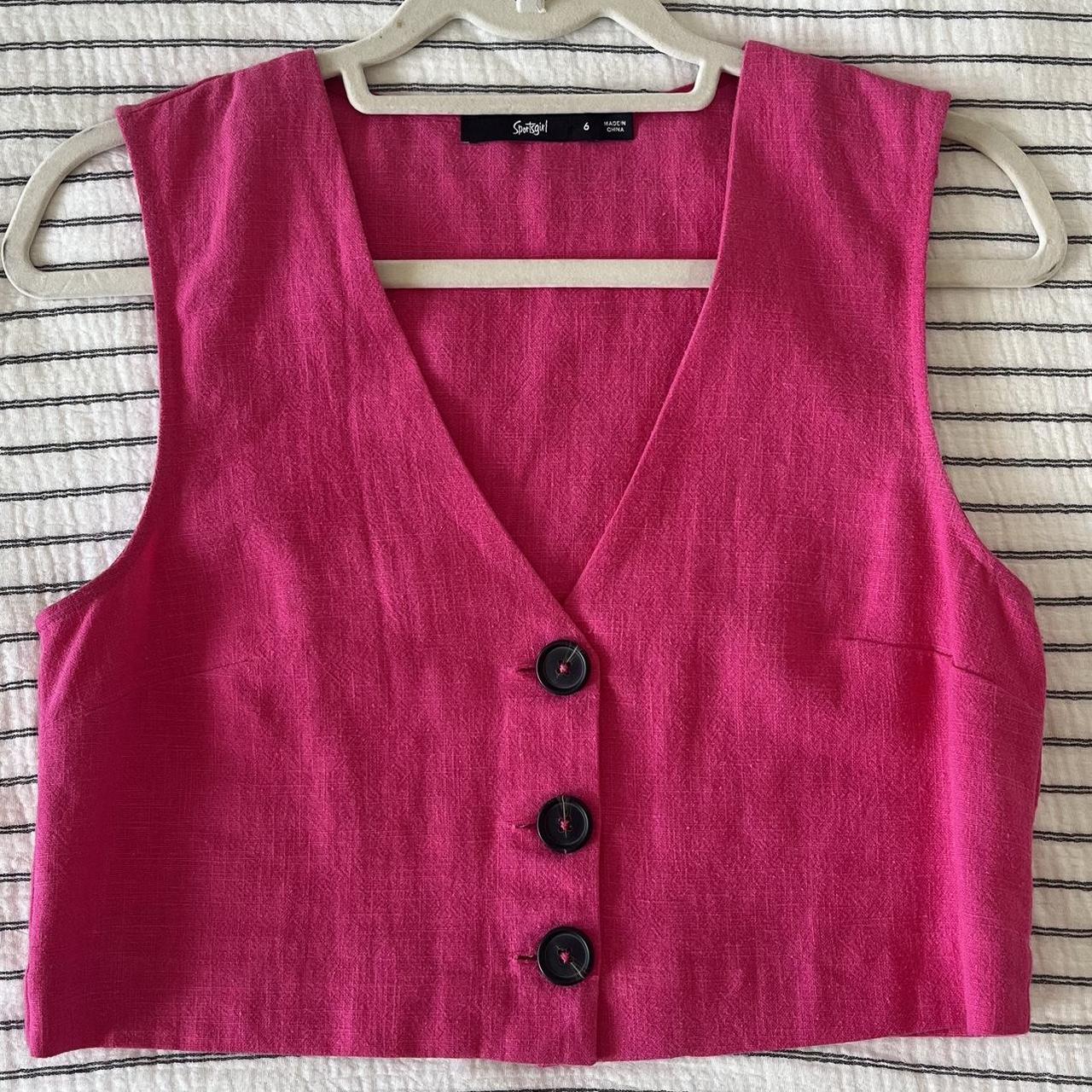 Sportsgirl vested top Cutest bright pink colour!... Depop