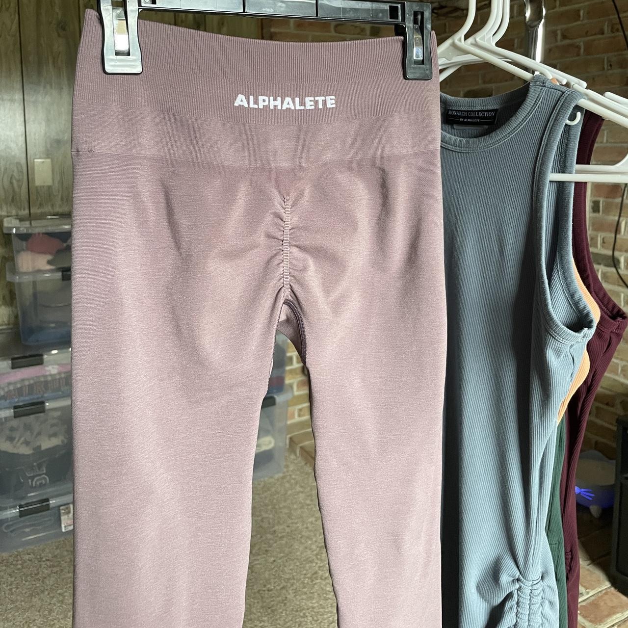 alphalete amplify leggings in passive purple size - Depop