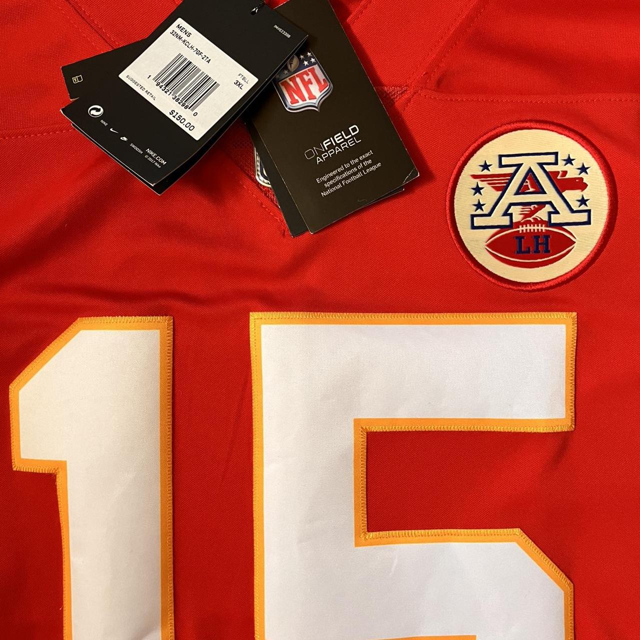 authentic nfl patrick mahomes jersey. a kids xl so a - Depop