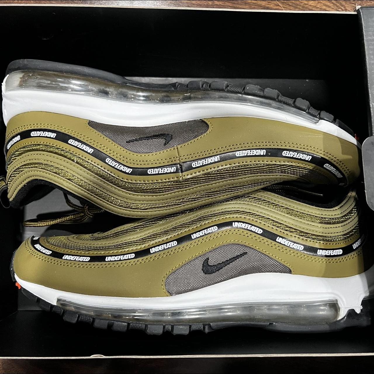 Air max 97 undefeated hotsell militia green