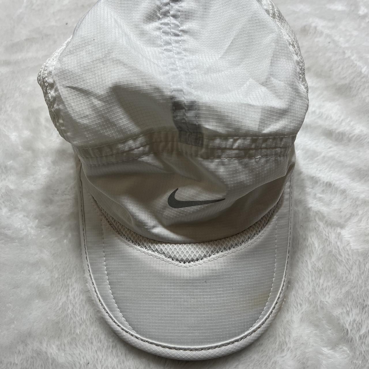gray nike hat womens