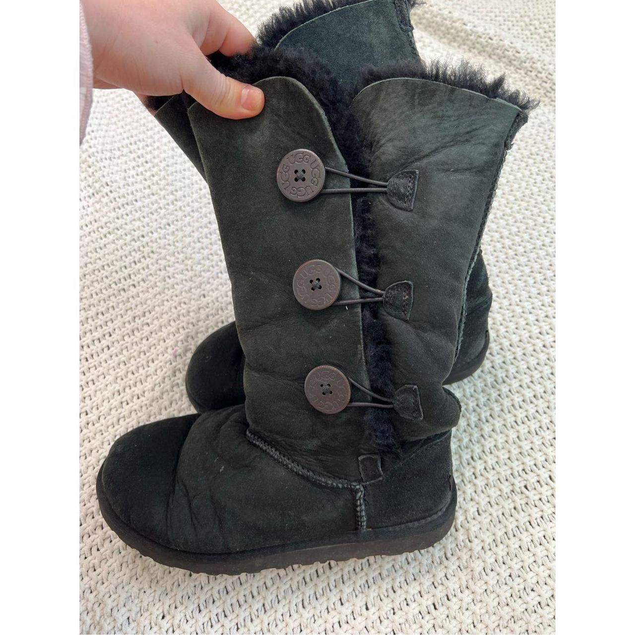 Womens black ugg boots size deals 7