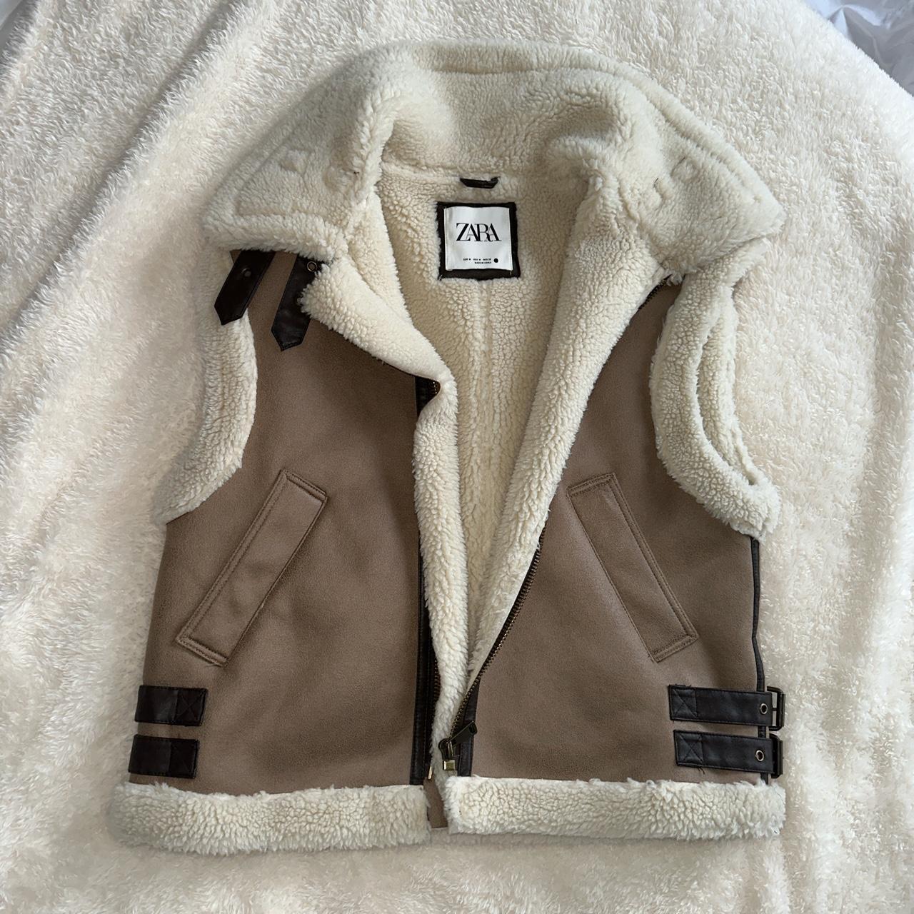 Zara Molly-Mae faux fur gilet waistcoat, size