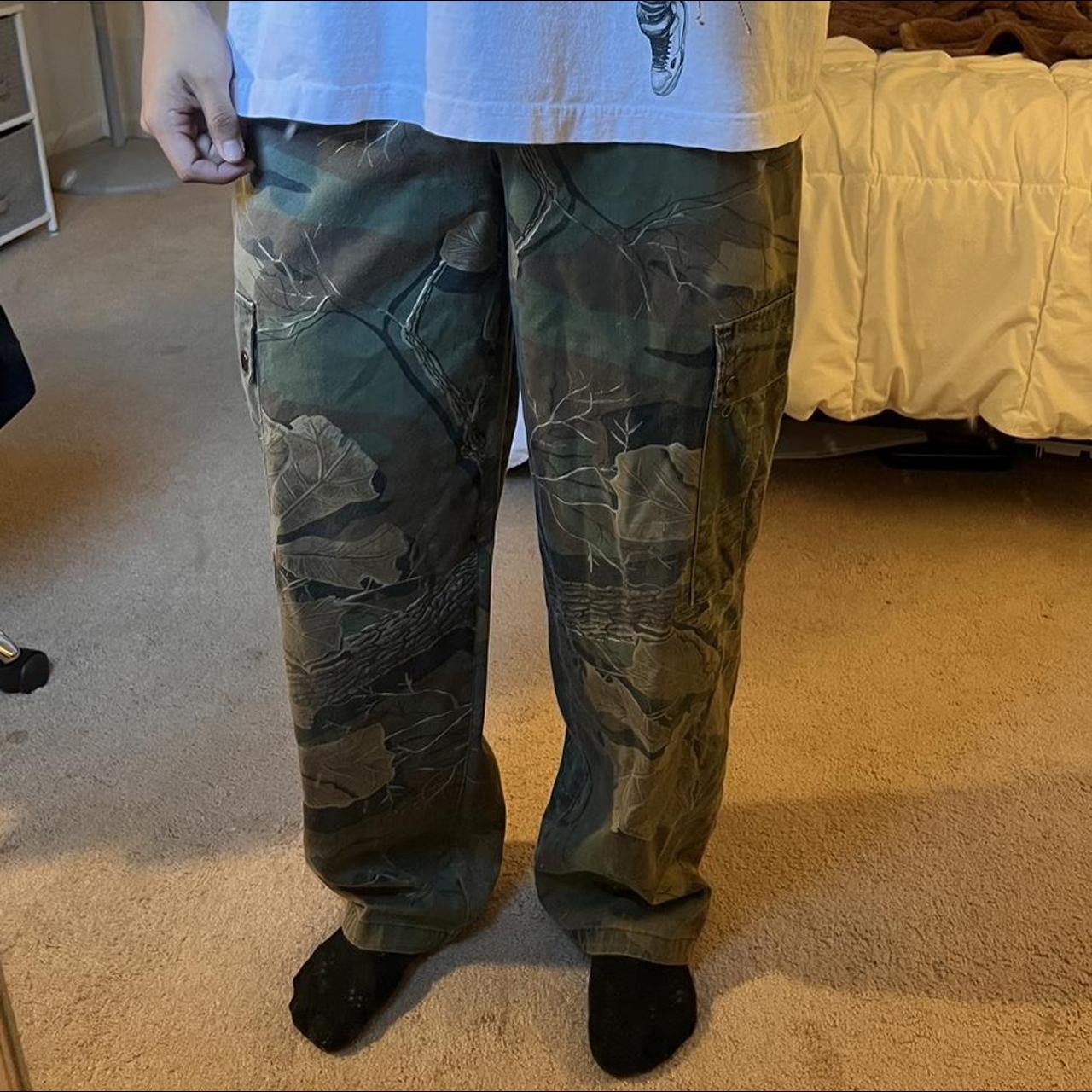 Camo cargo pants! - Size : Medium - #vintage #retro... - Depop