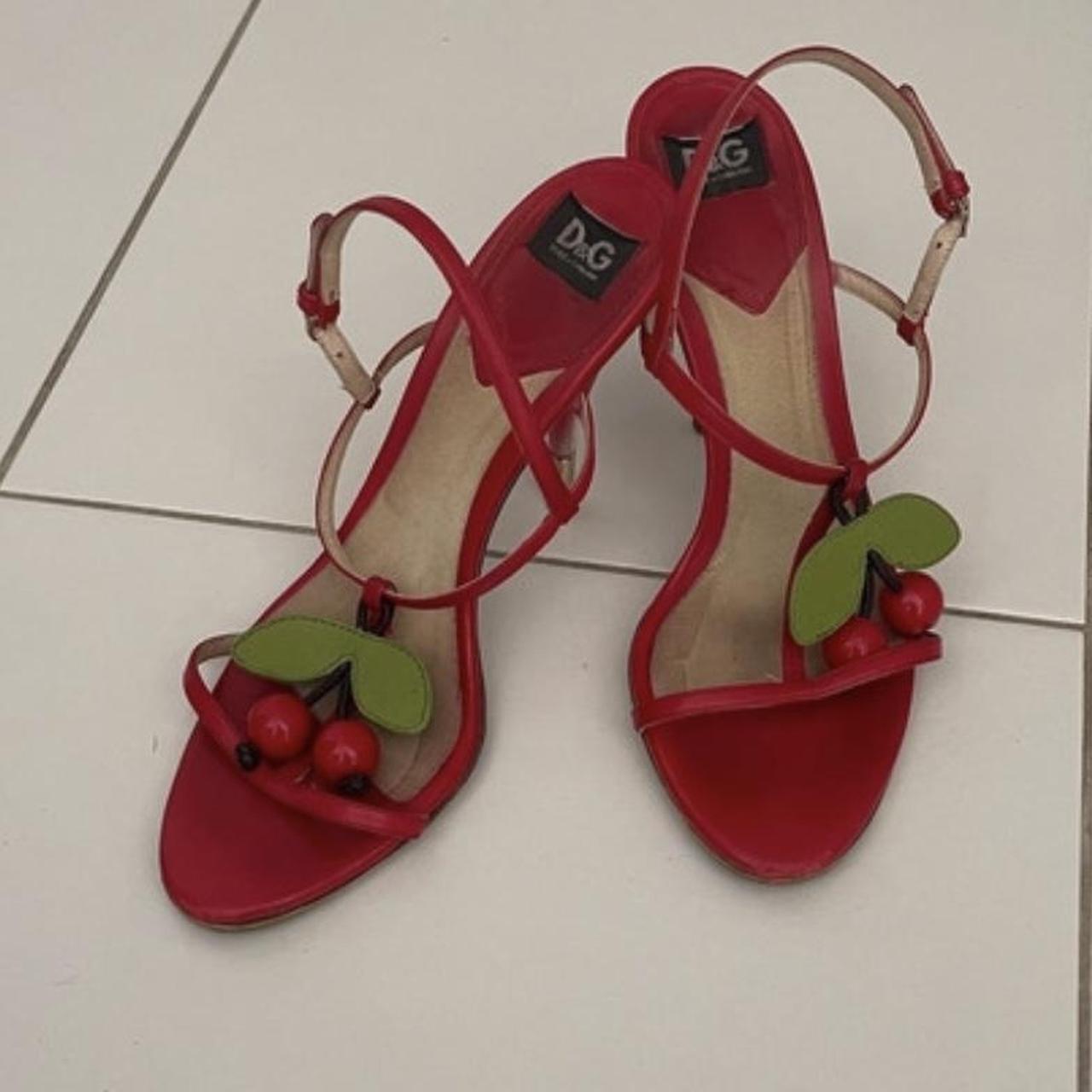 dolce gabbana green heels