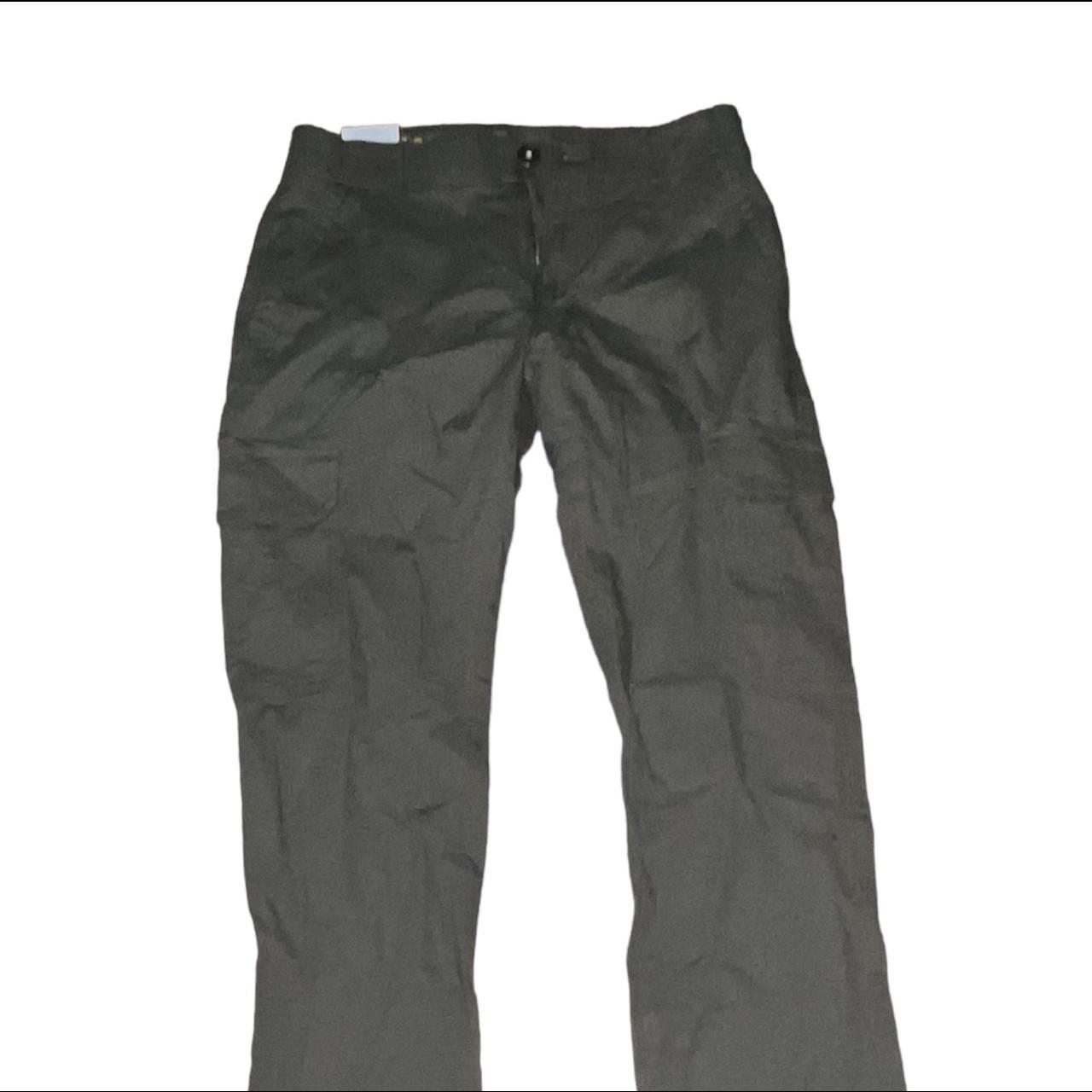 Lee jeans regular fit cargo pant waist 32 length... - Depop