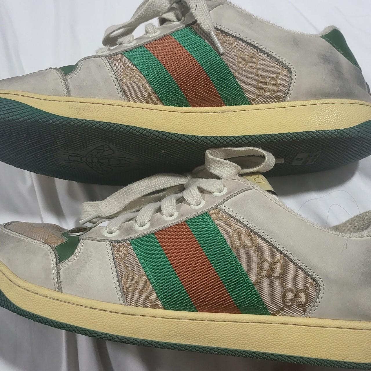 Gucci Men's Cream and Green Trainers | Depop