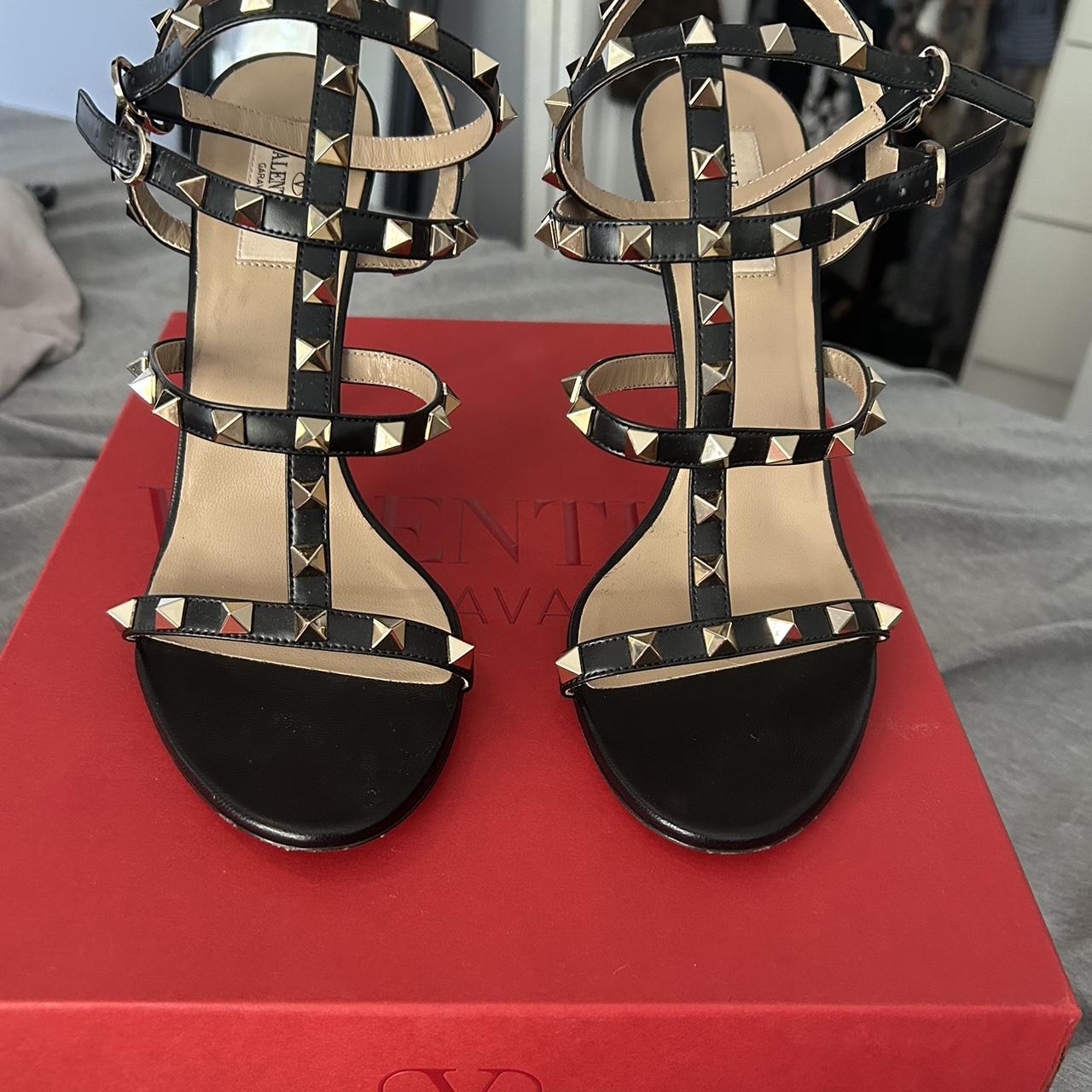 Valentino Women's Black and Gold Courts | Depop