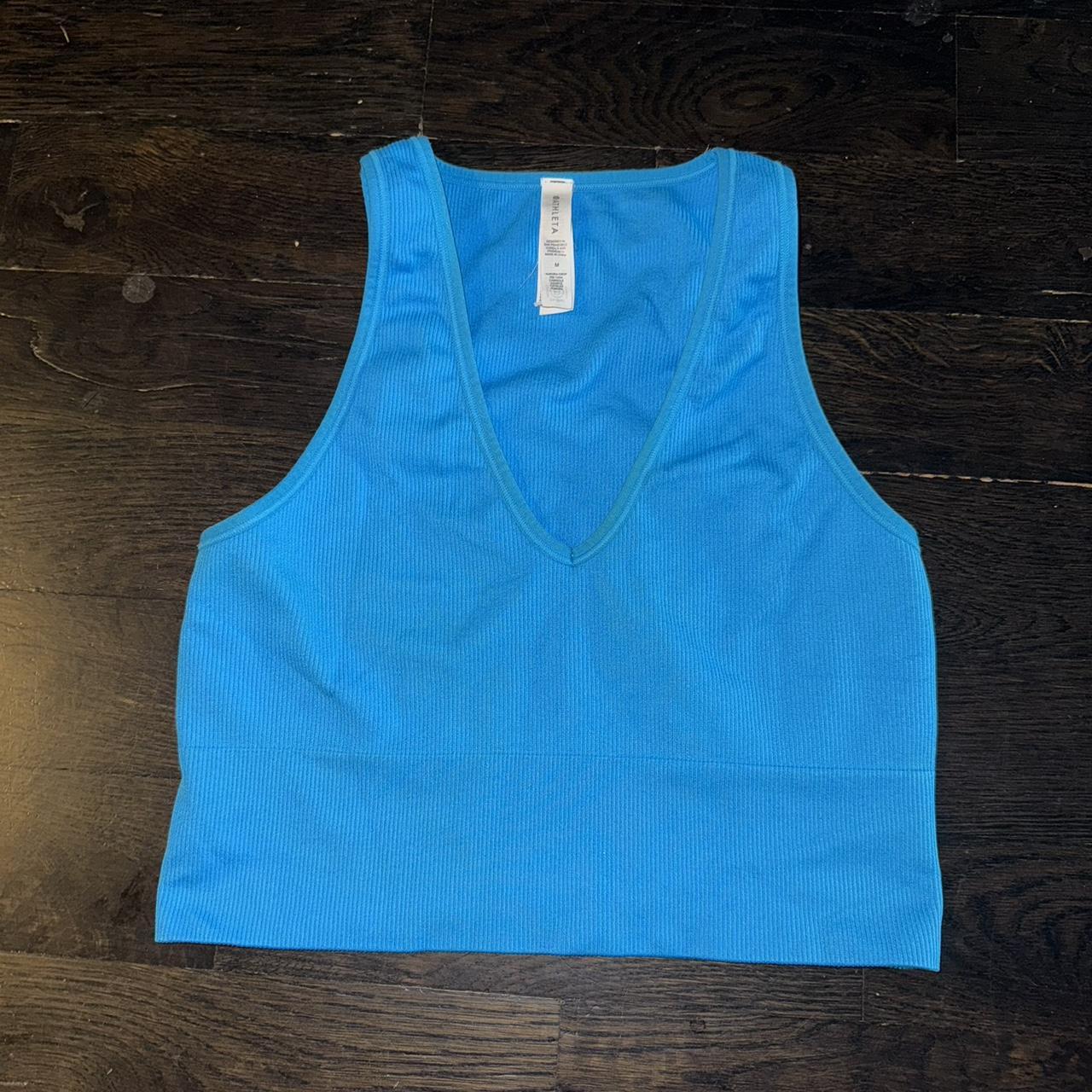 item listed by elliefcloset