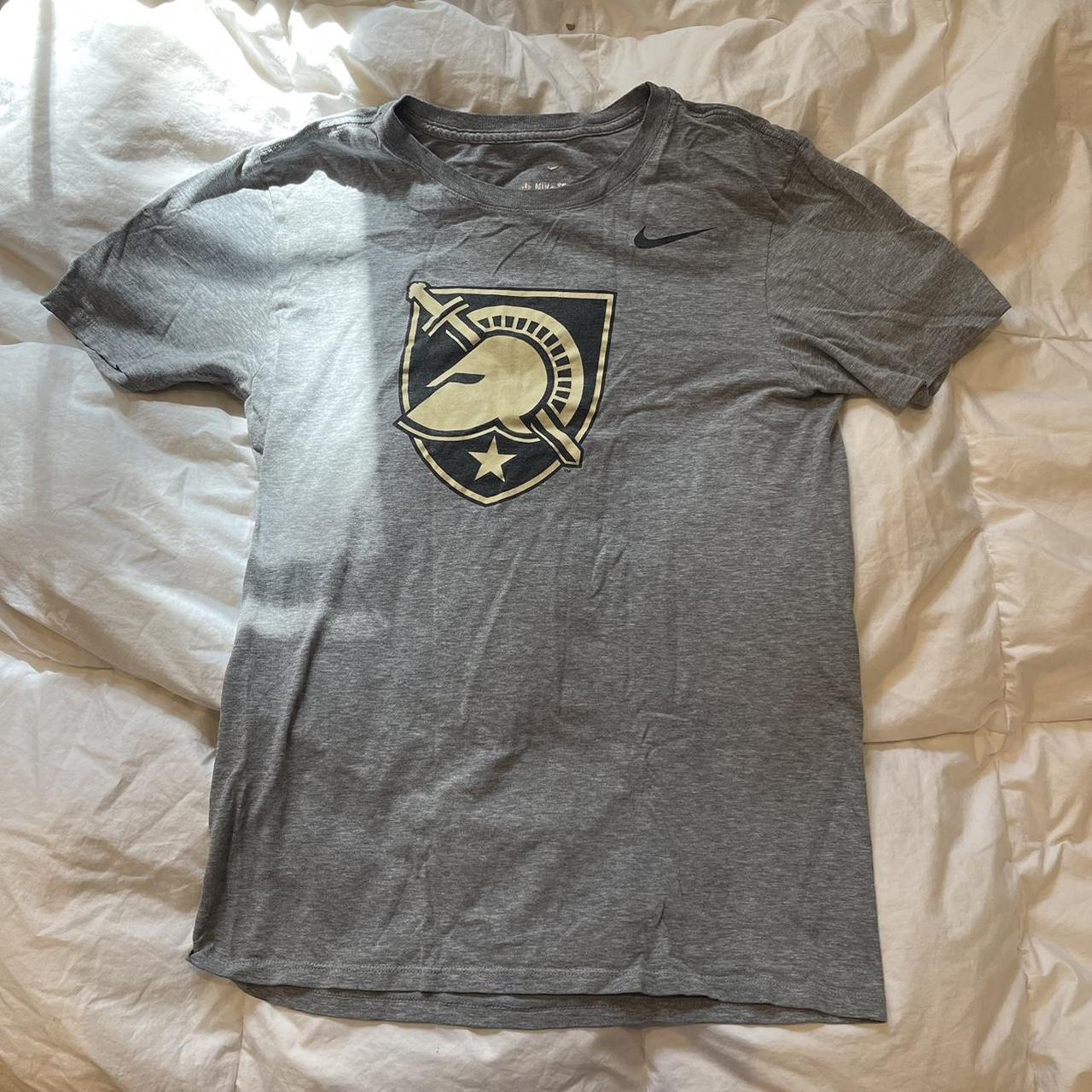 light grey nike shirt