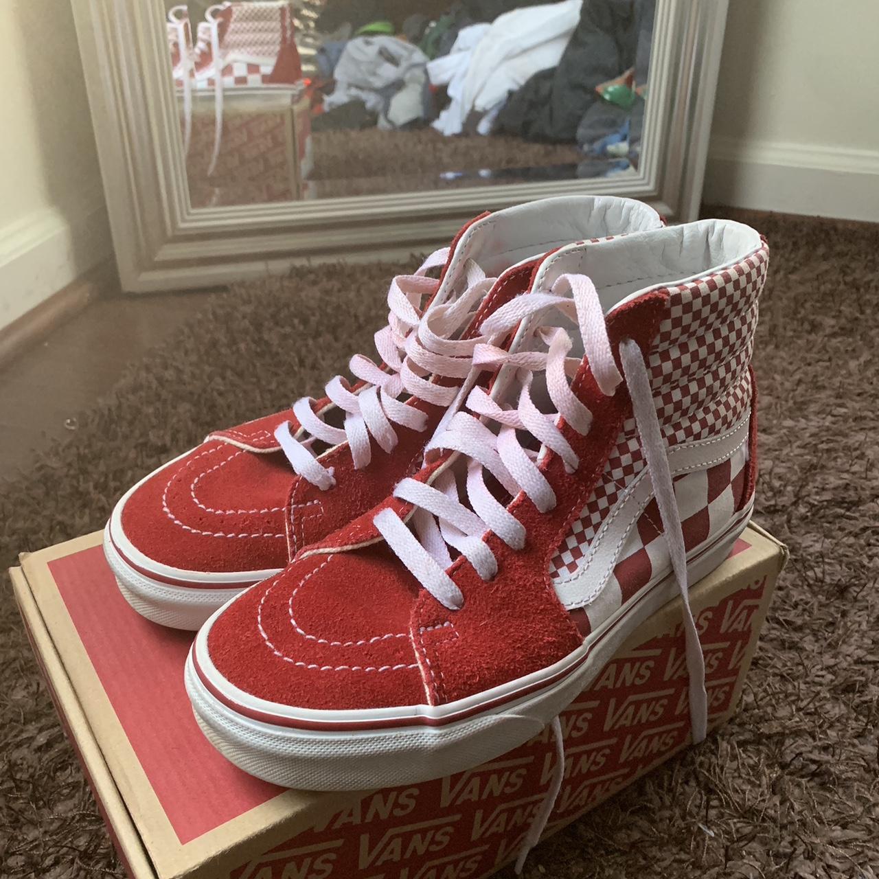 Red and white checkerboard vans high top online