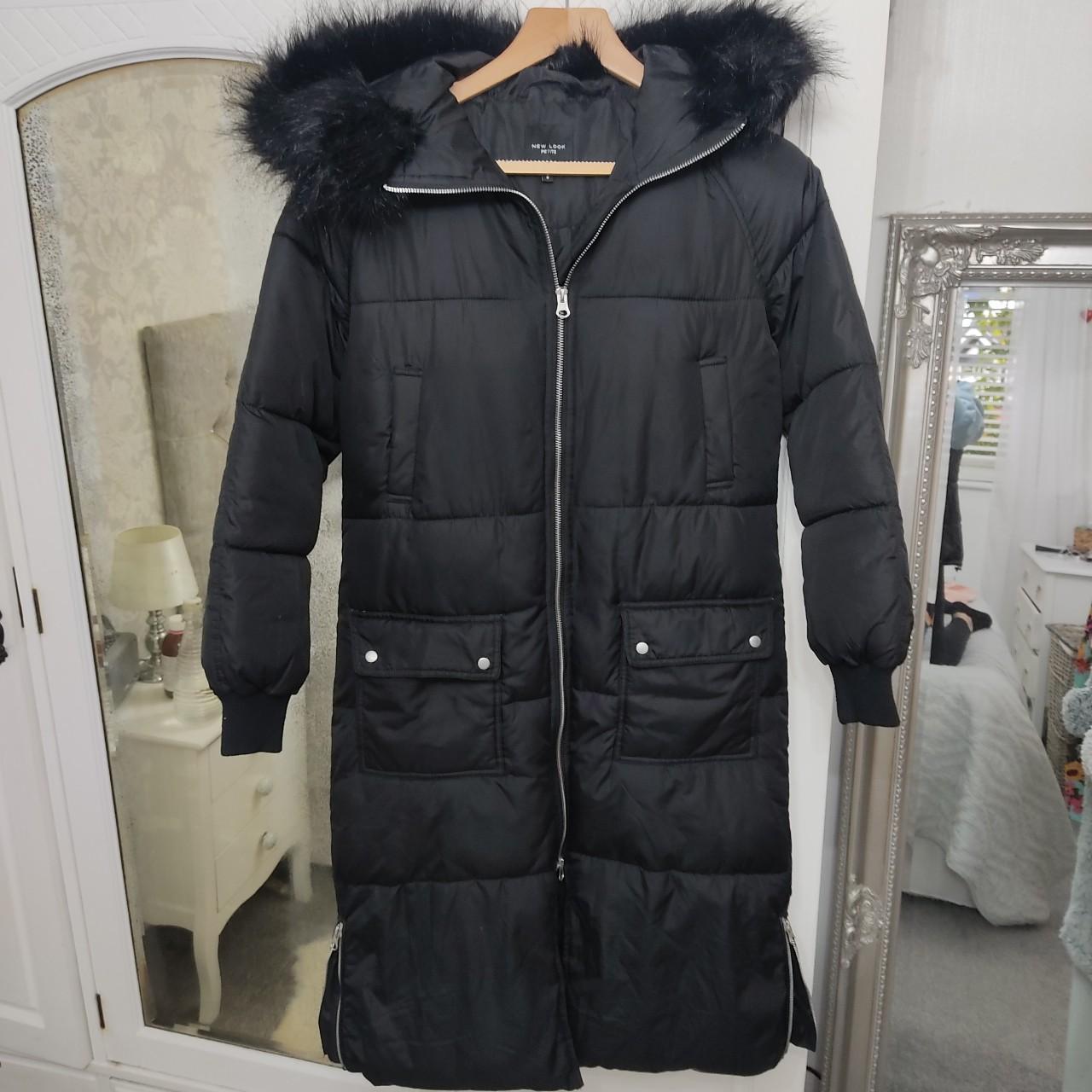 New Look long padded coat in black. Petite size... Depop