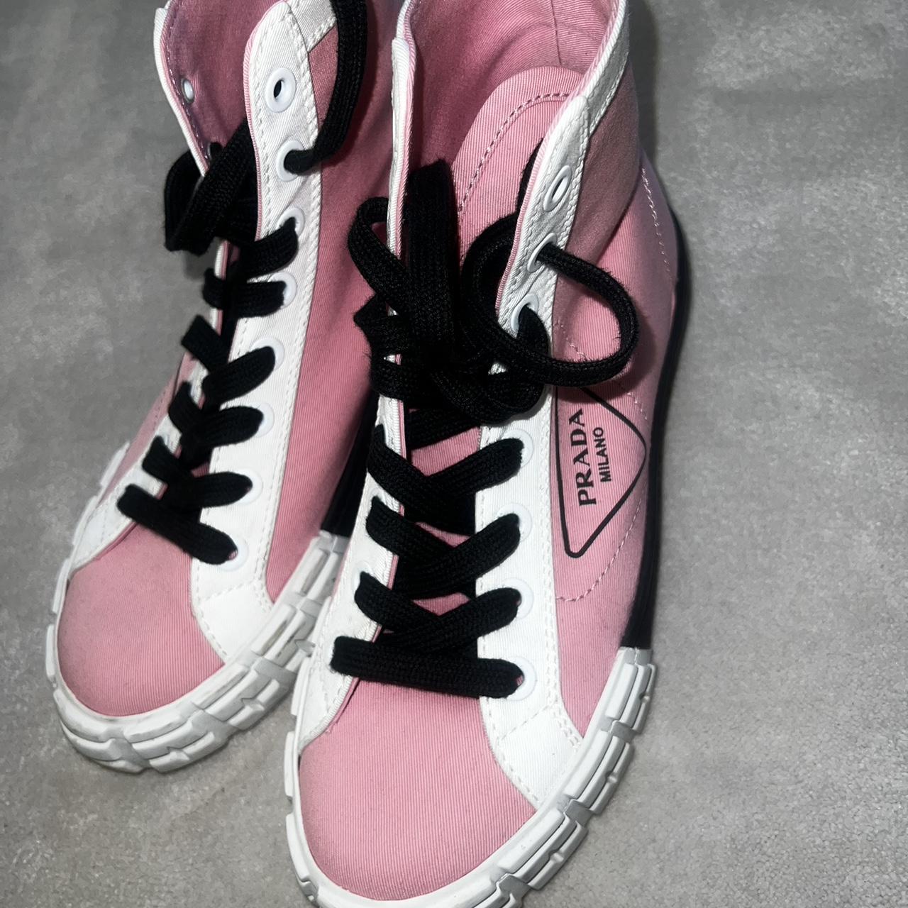 Prada trainers pink online