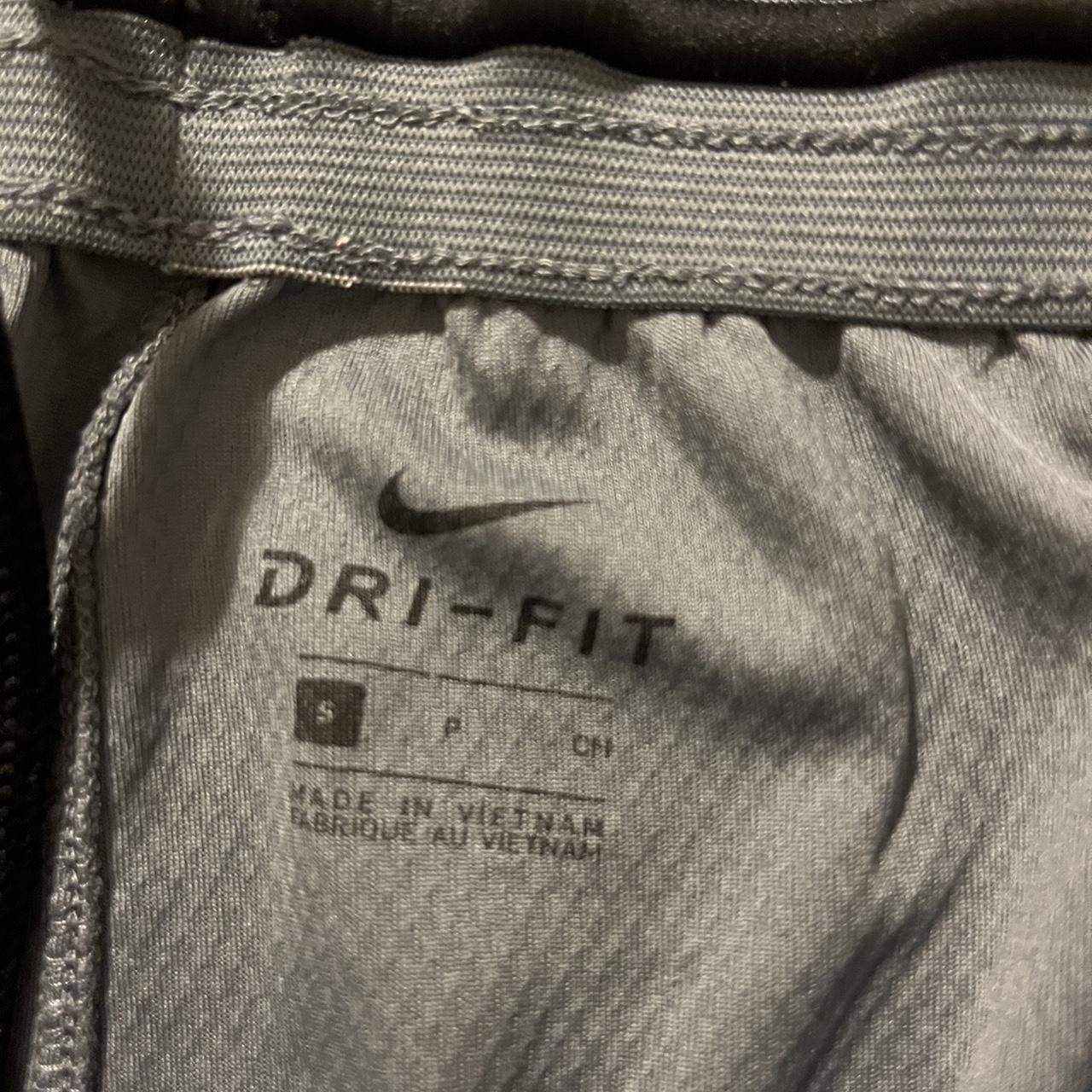 Men’s grey Nike Elite Shorts Size Small Depop