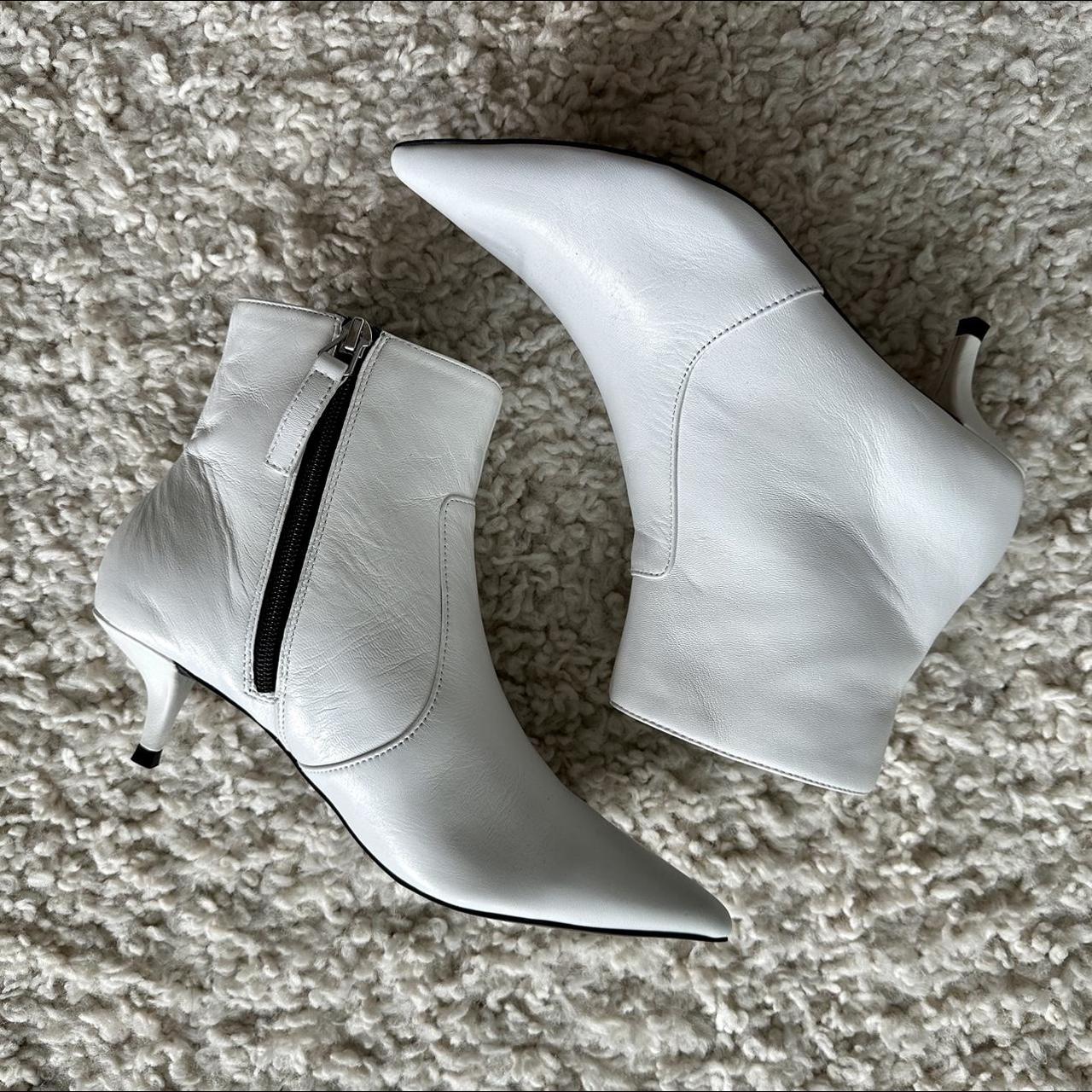 Topshop on sale white booties