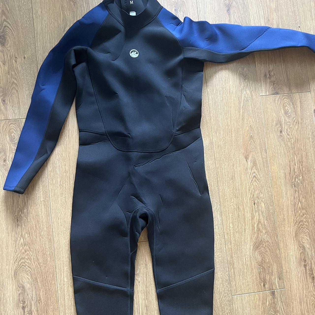 Men’s full length wetsuit BMWT Size medium see tag... Depop