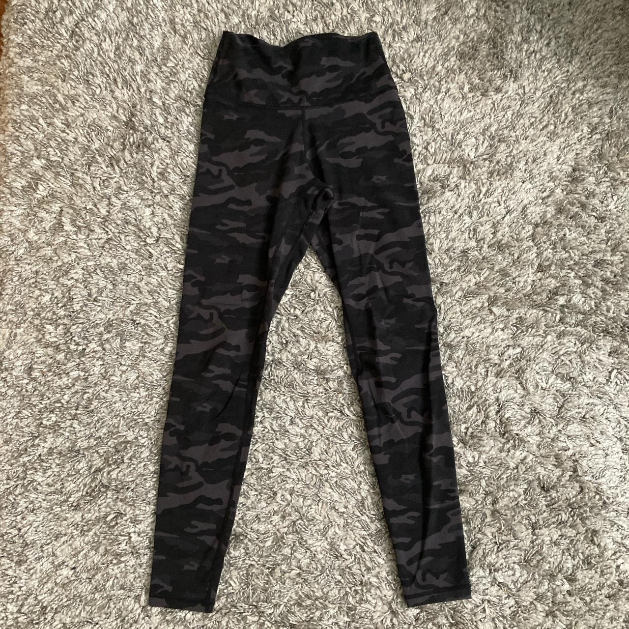 Colorfulkoala black and gray camo leggings Size - Depop