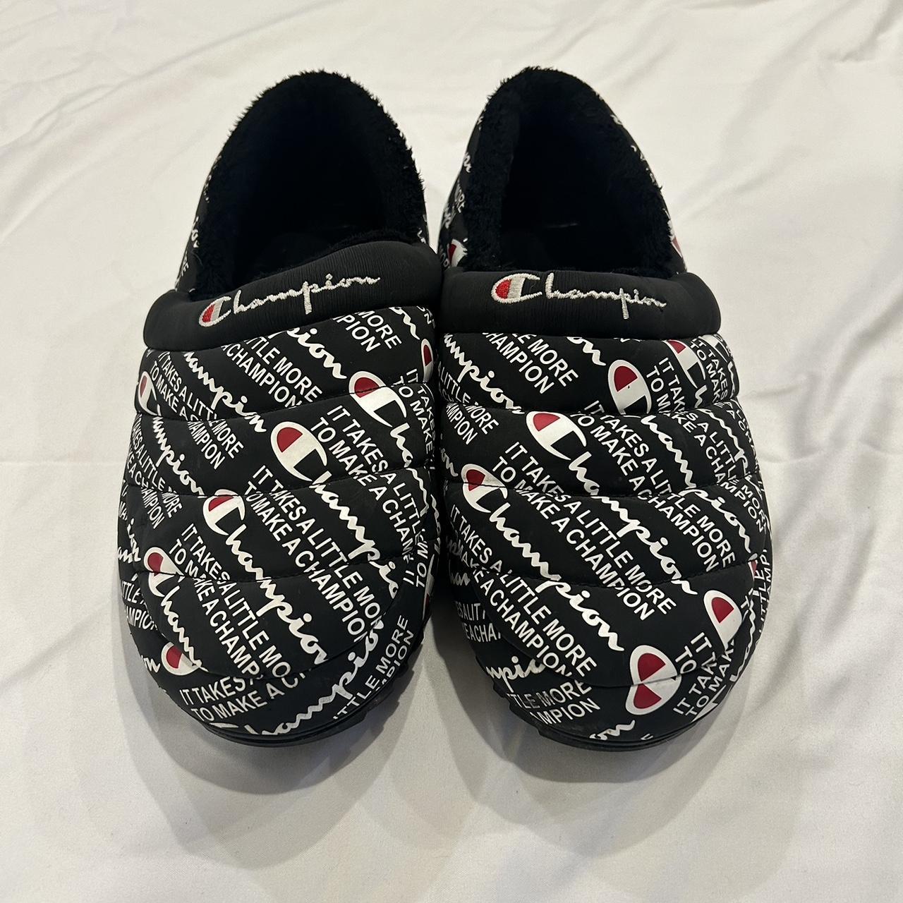 Chunky Champion Slippers Men s 10 Champion Comfy Depop