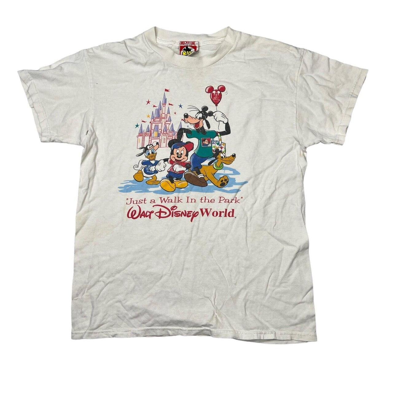Vintage 90s Walt Disney World WDW Graphic Tee... - Depop