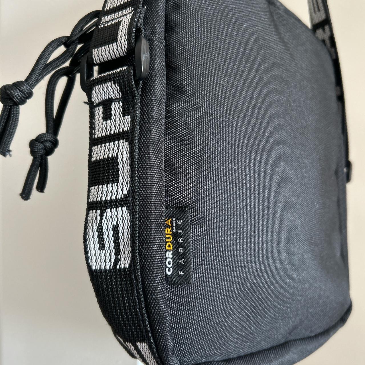 Supreme shoulder bag | Depop