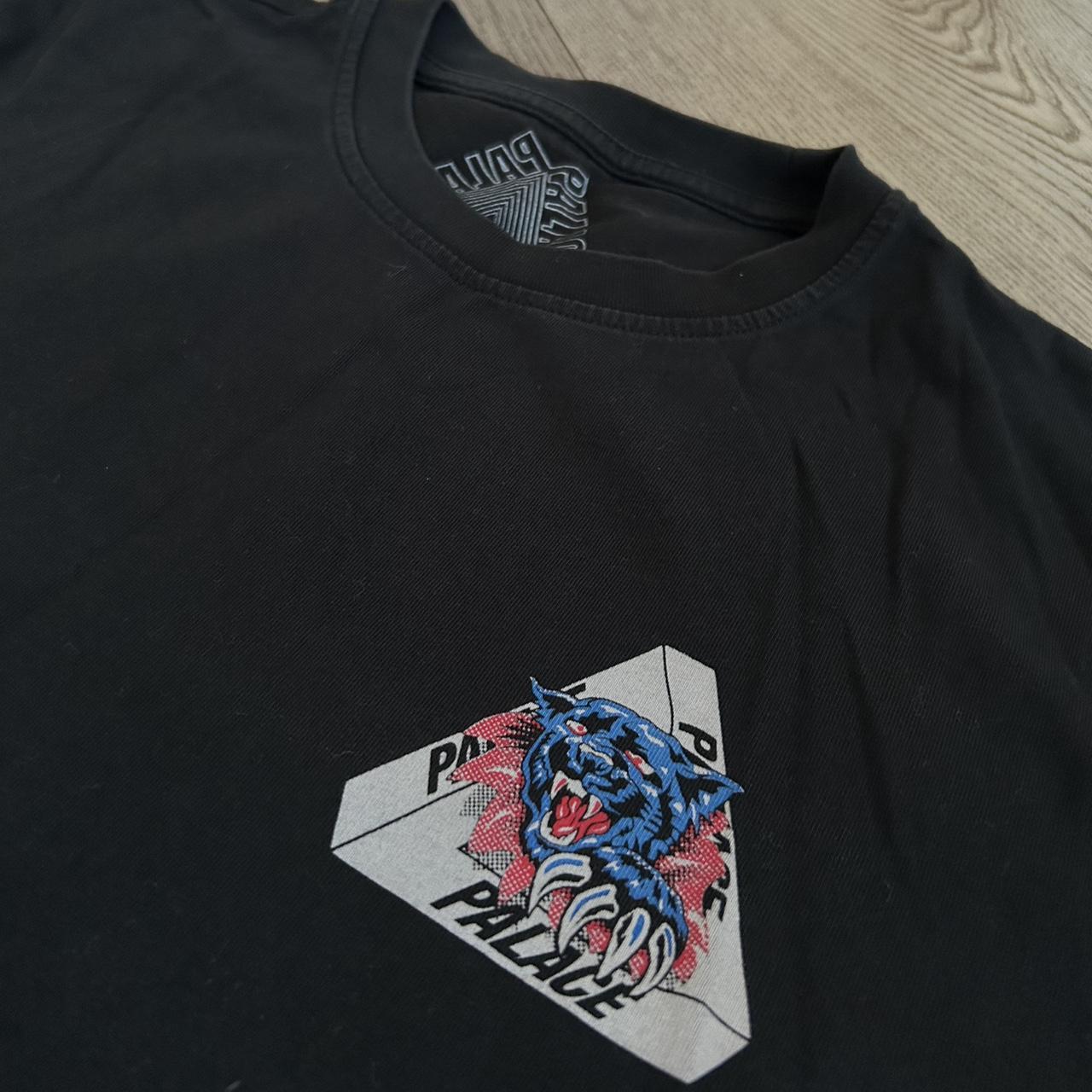 Palace Ripped T-Shirt, Black, Size Medium Men's | Depop