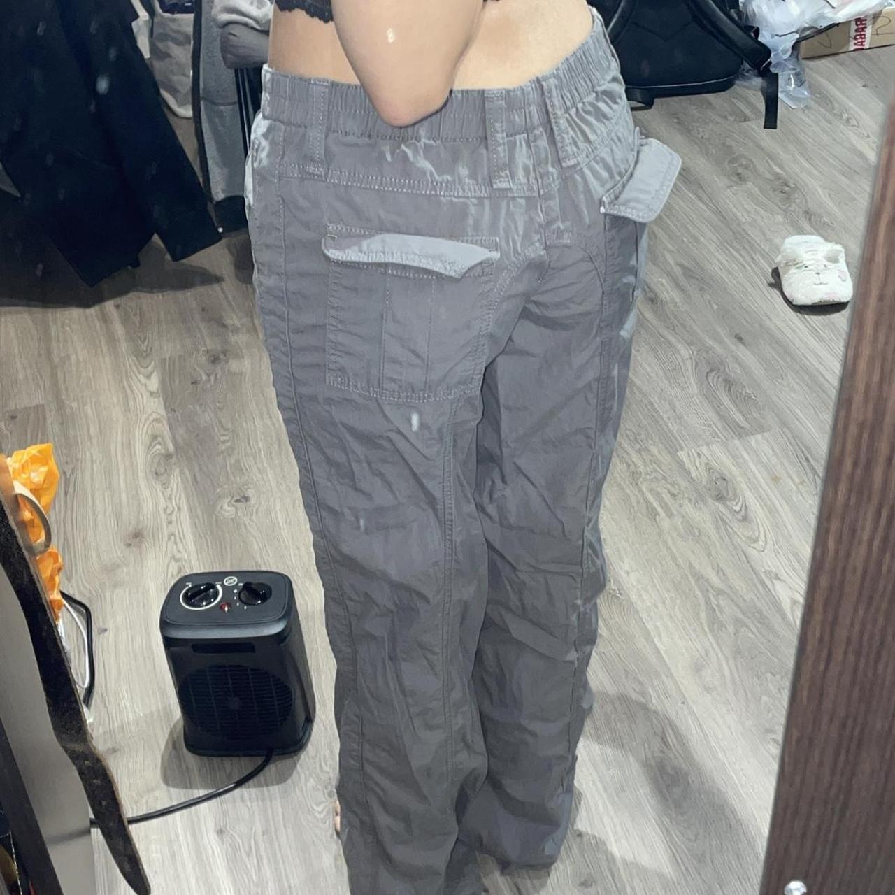 Subdued grey cargo pants - Depop