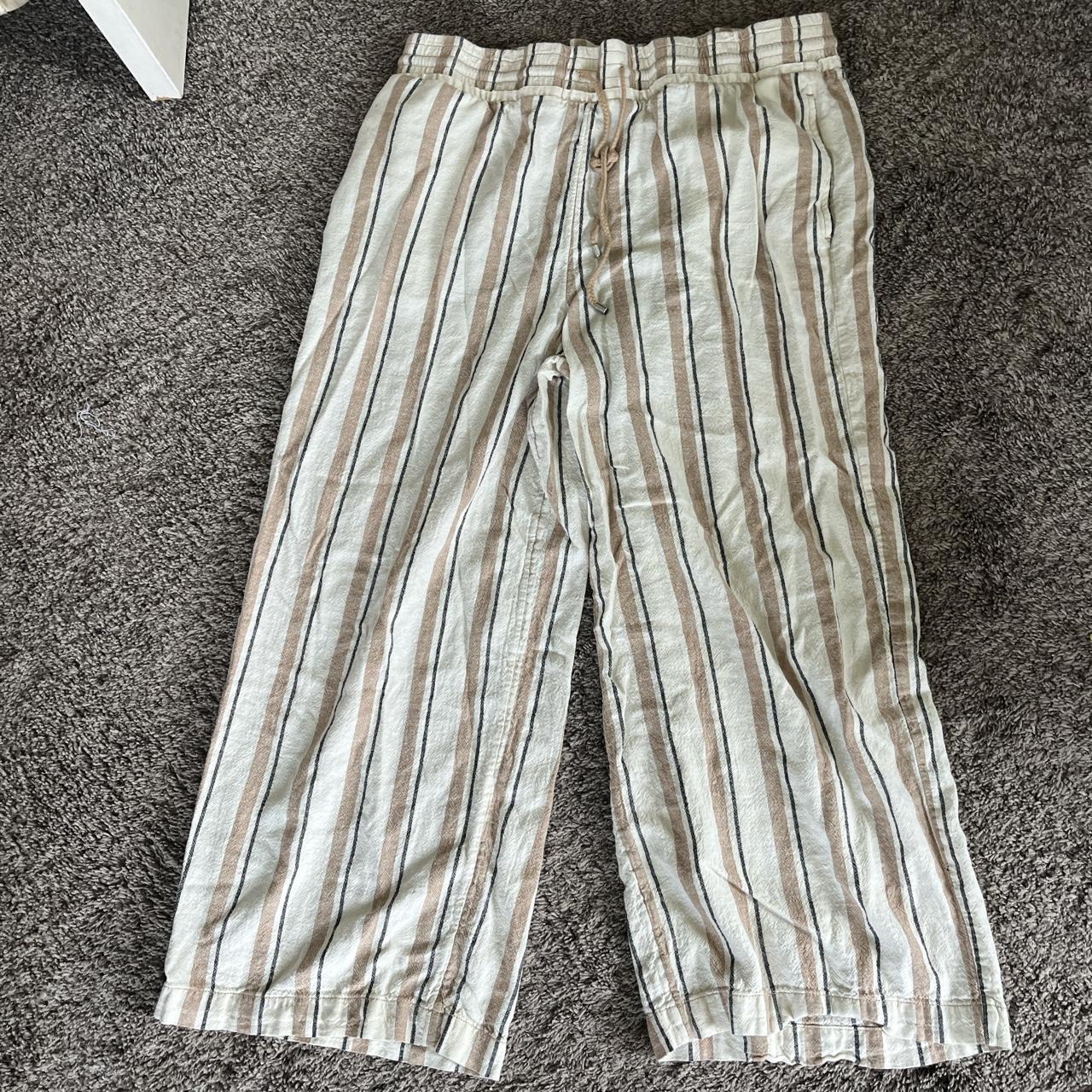 Time and Tru Beach pants with pockets Size... - Depop